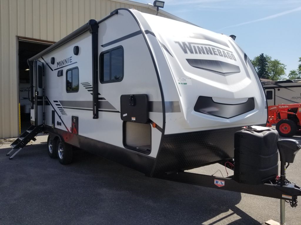 2022 WINNEBAGO MINNIE 2327TB