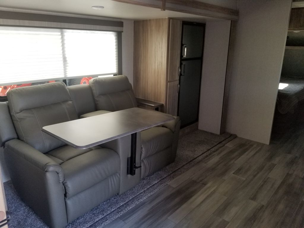 2022 Winnebago 2327tb