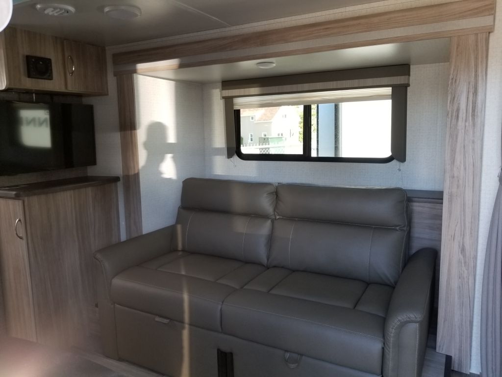 2022 Winnebago 2108fbs