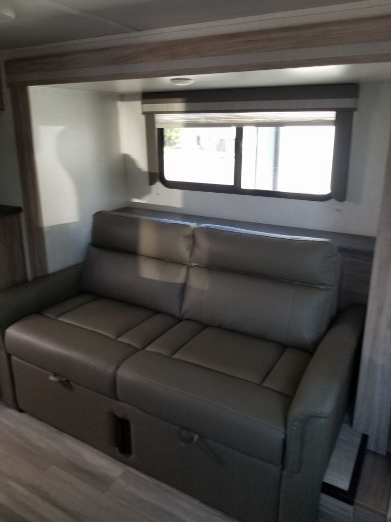 2022 Winnebago 2108fbs