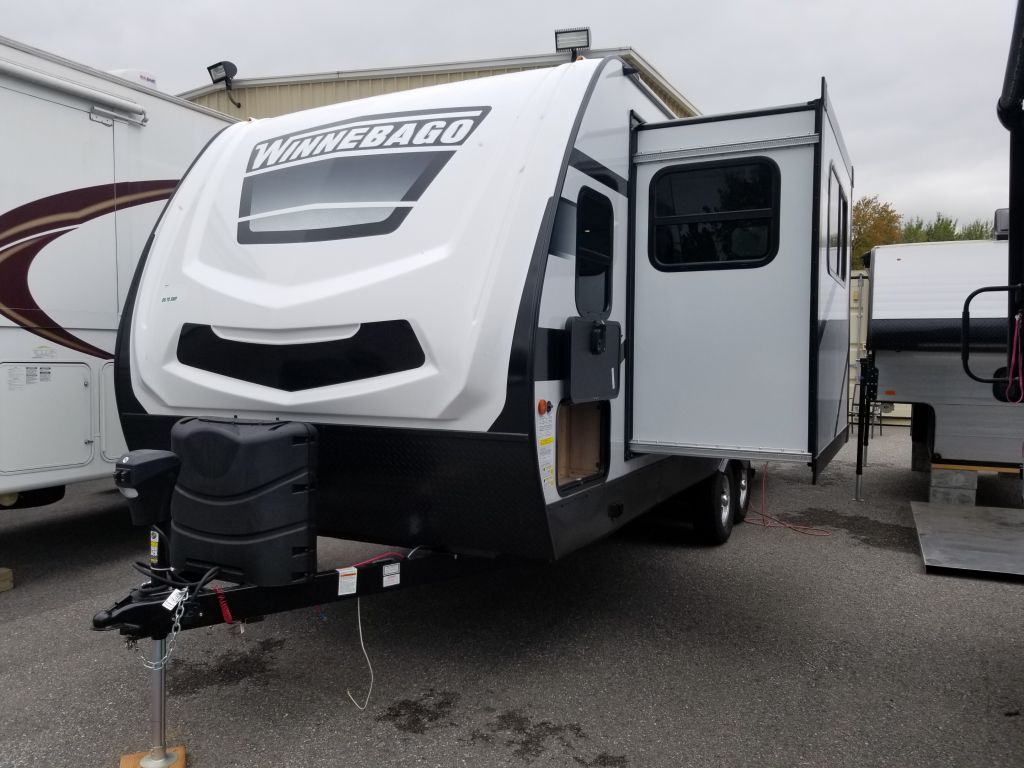 2023 Winnebago 2500fl