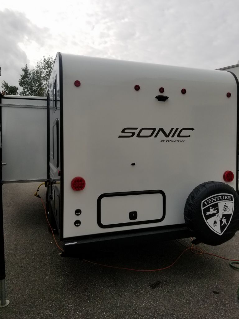 2023 Venture sonic 211vdb