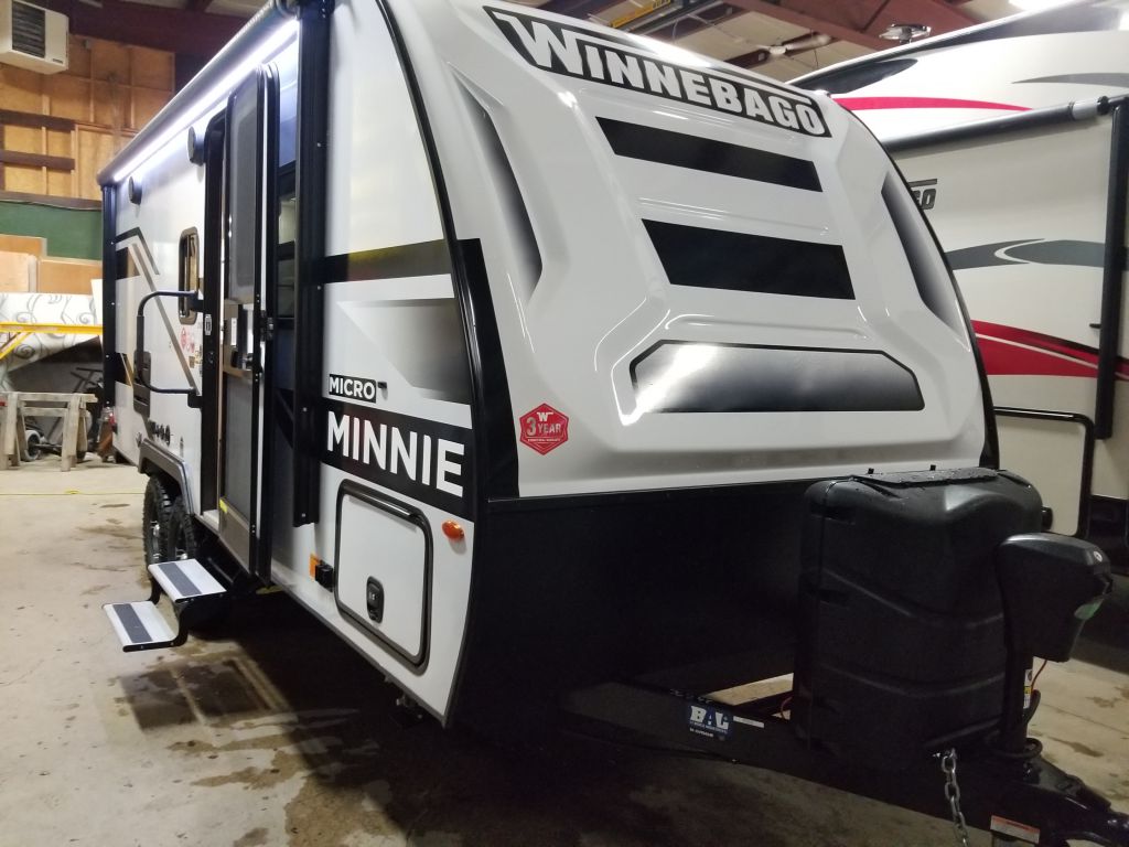 2023 WINNEBAGO MICRO MINNIE 2108TB