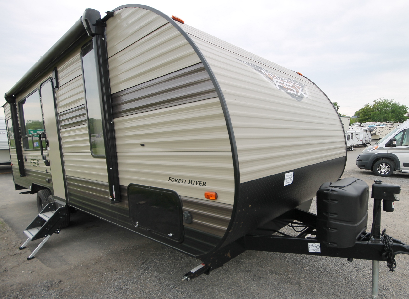 New and Used RV Toy Haulers for Sale RVHotline Canada RV Trader