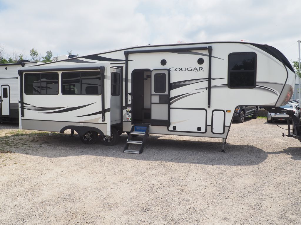 2021 Keystone RV cougar 29mbs