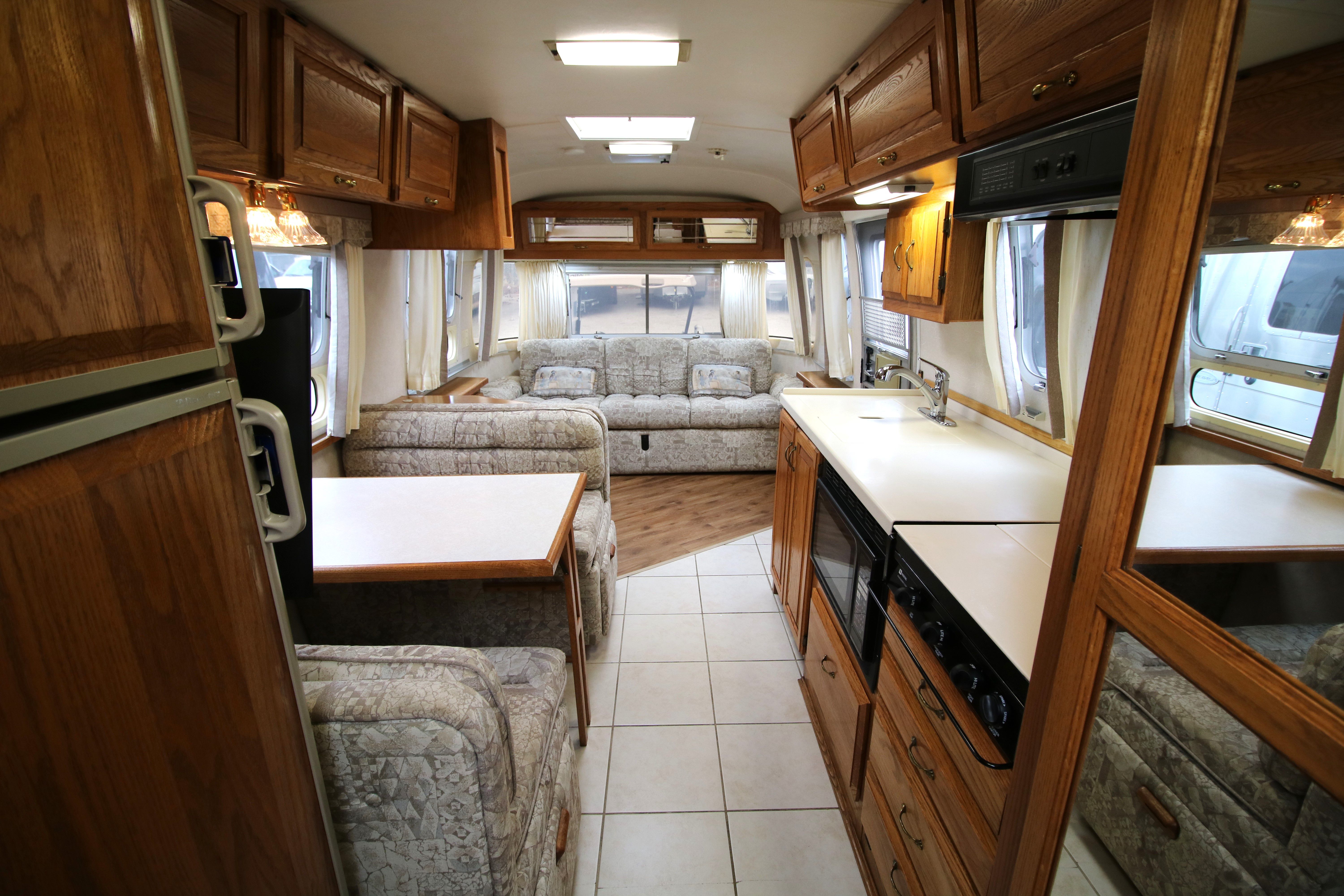 2000 Airstream excella 30rbq