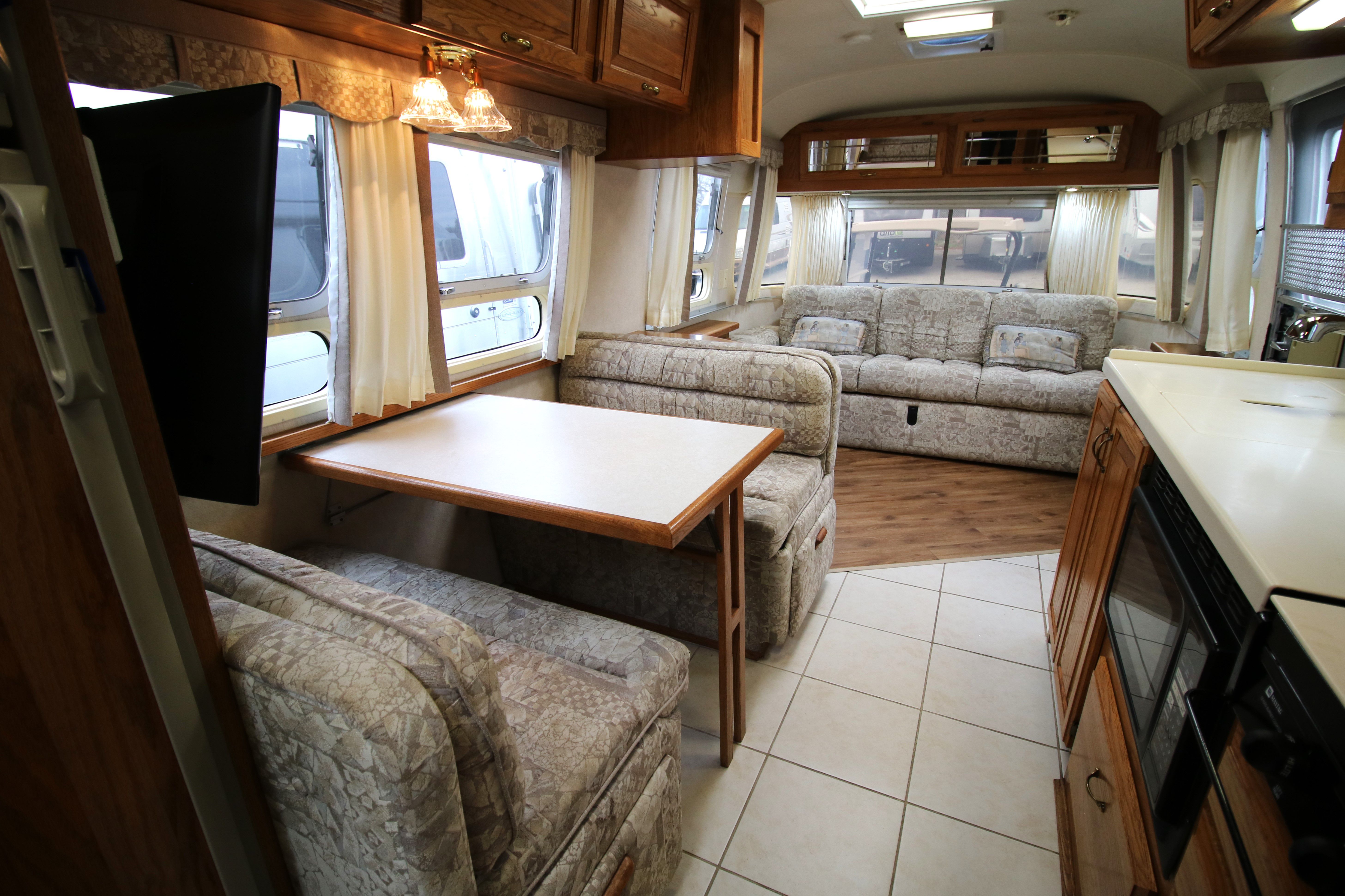 2000 Airstream excella 30rbq