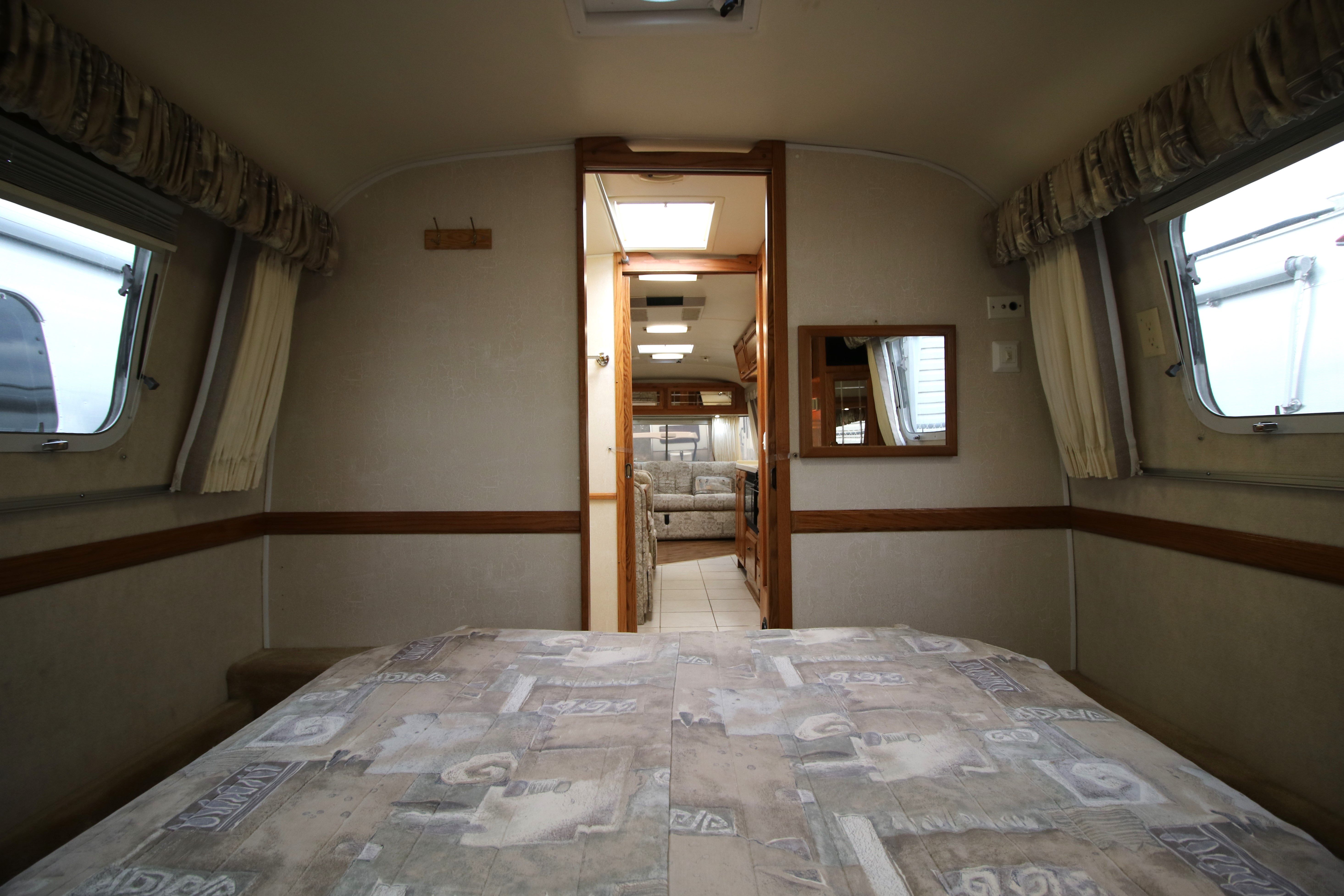 2000 Airstream excella 30rbq