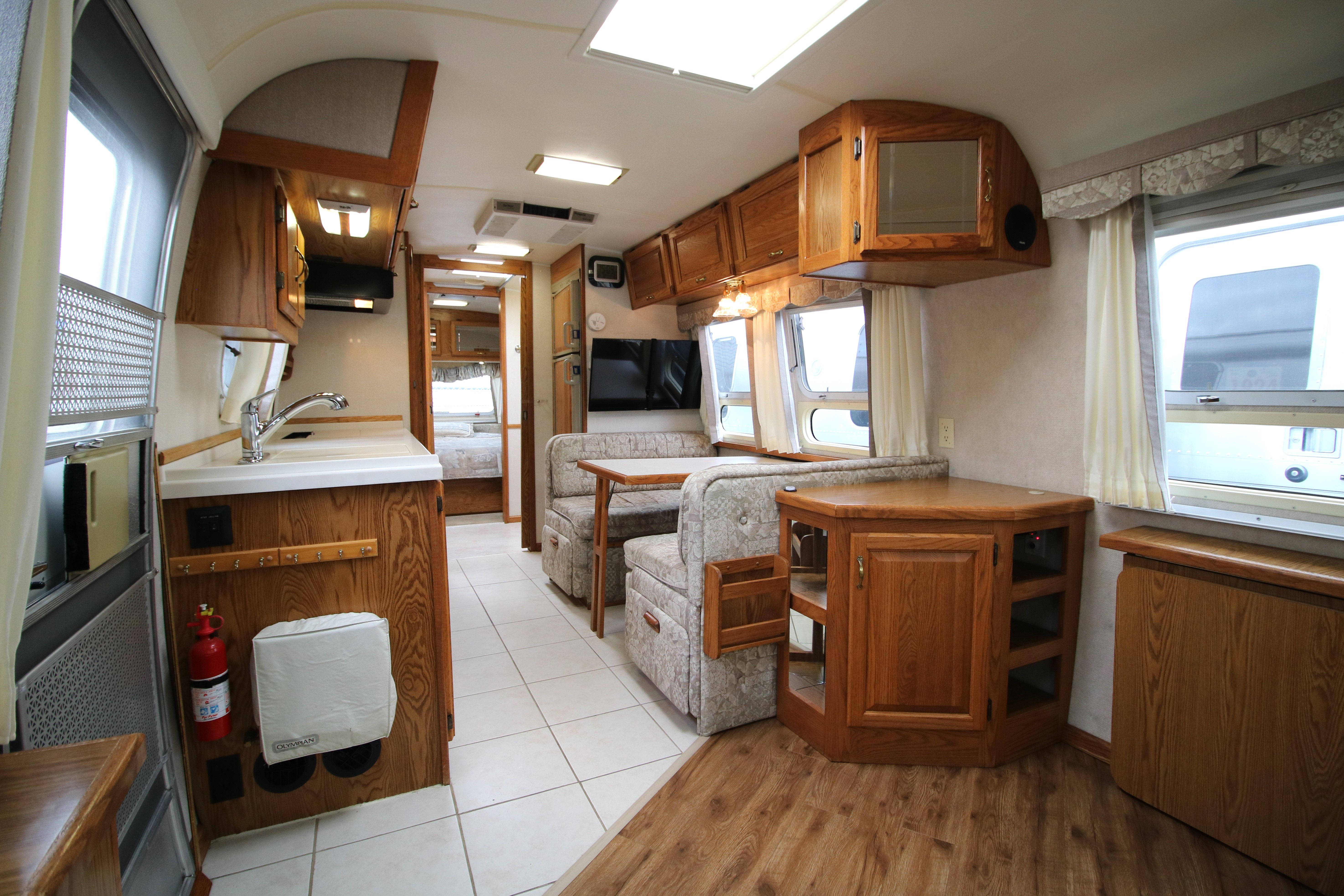 2000 Airstream excella 30rbq