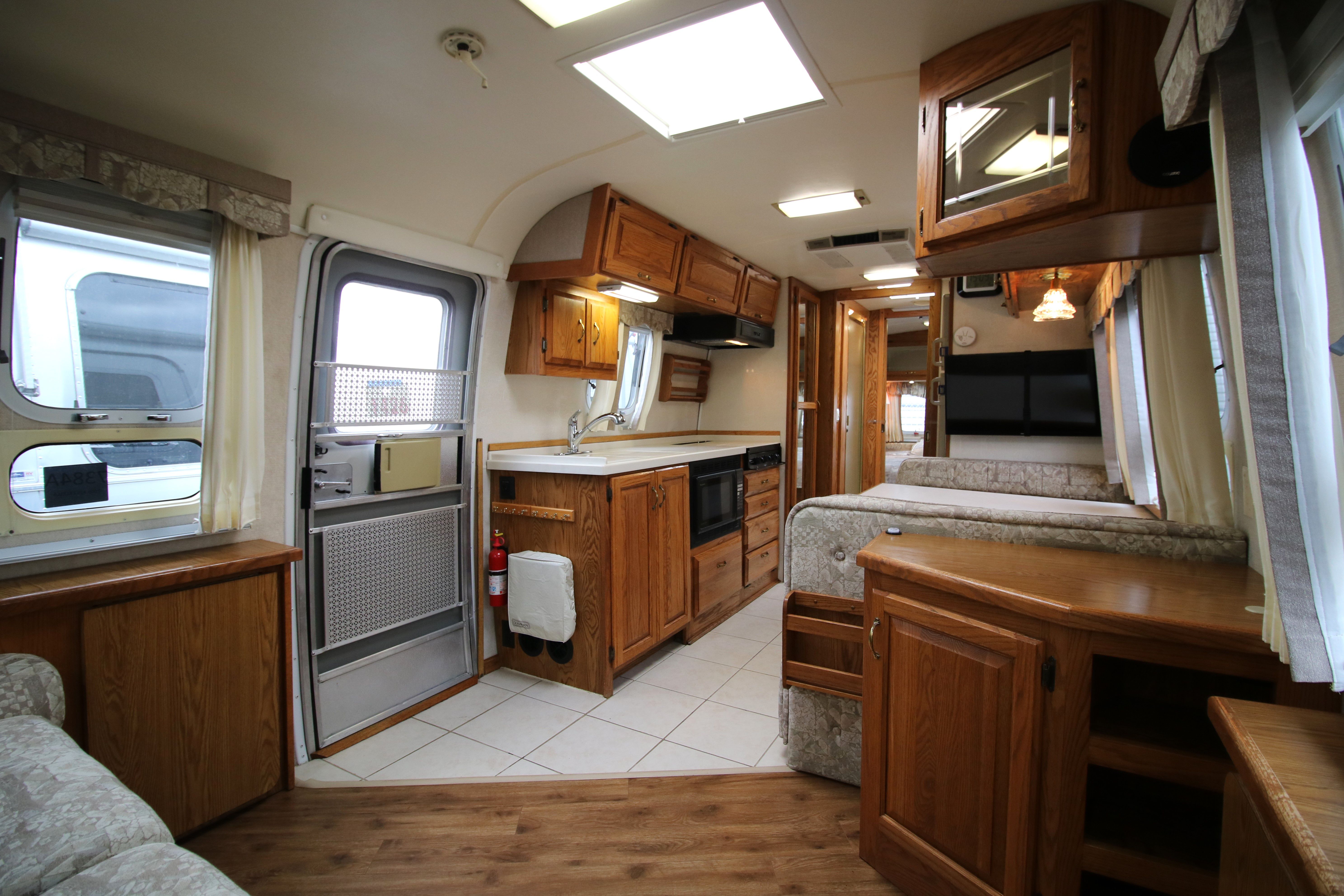 2000 Airstream excella 30rbq