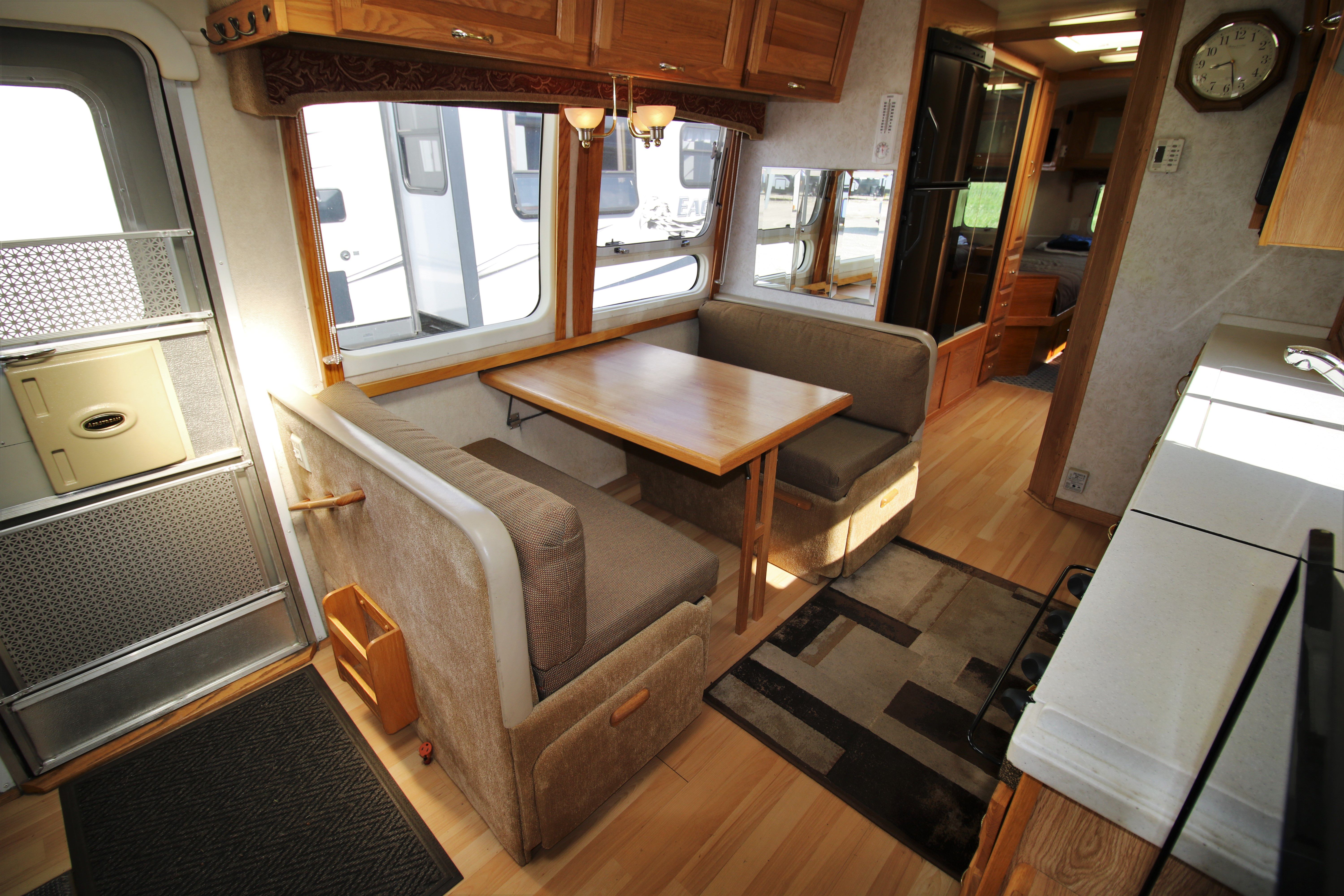 2004 Airstream classic 34 twin