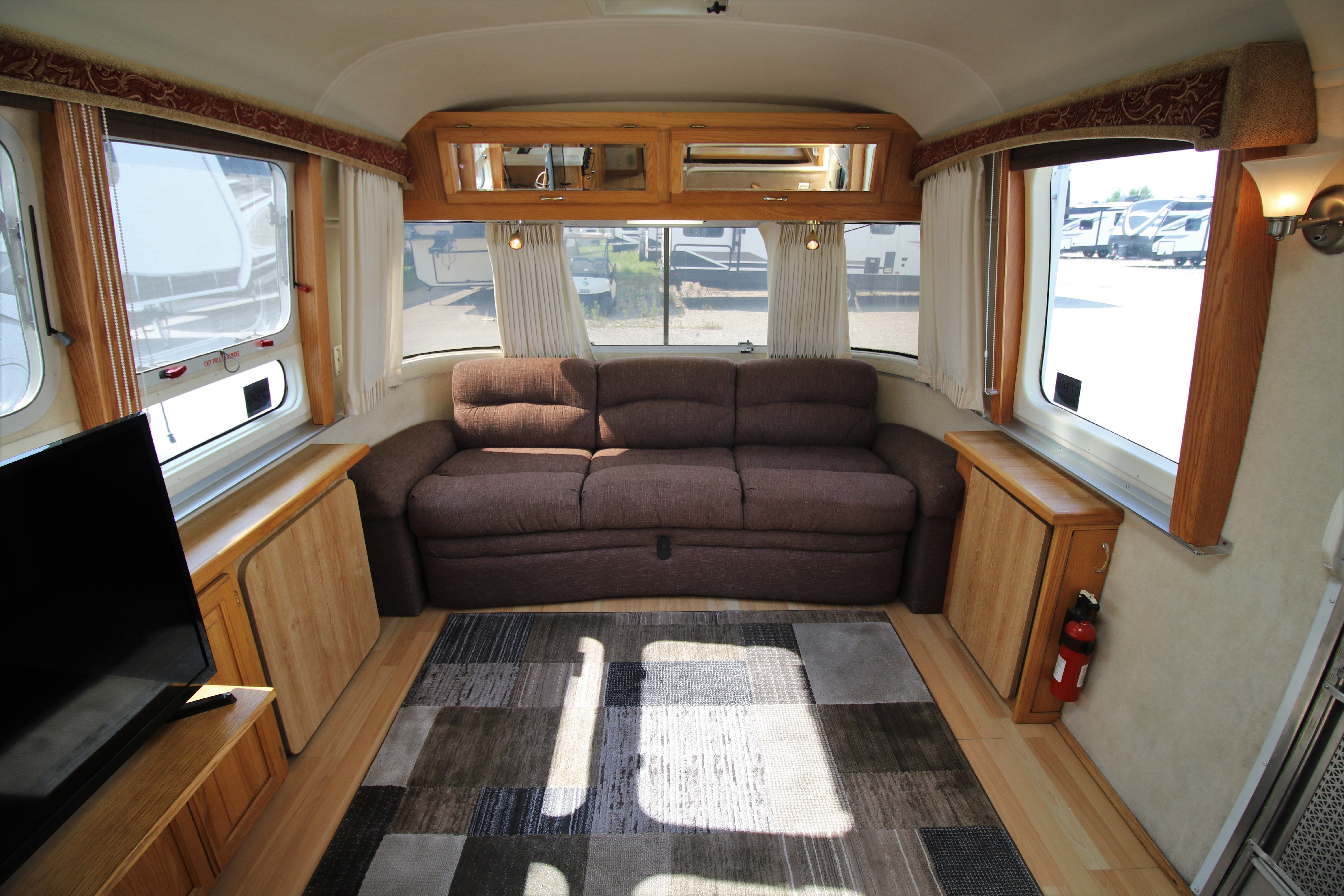 2004 Airstream classic 34 twin