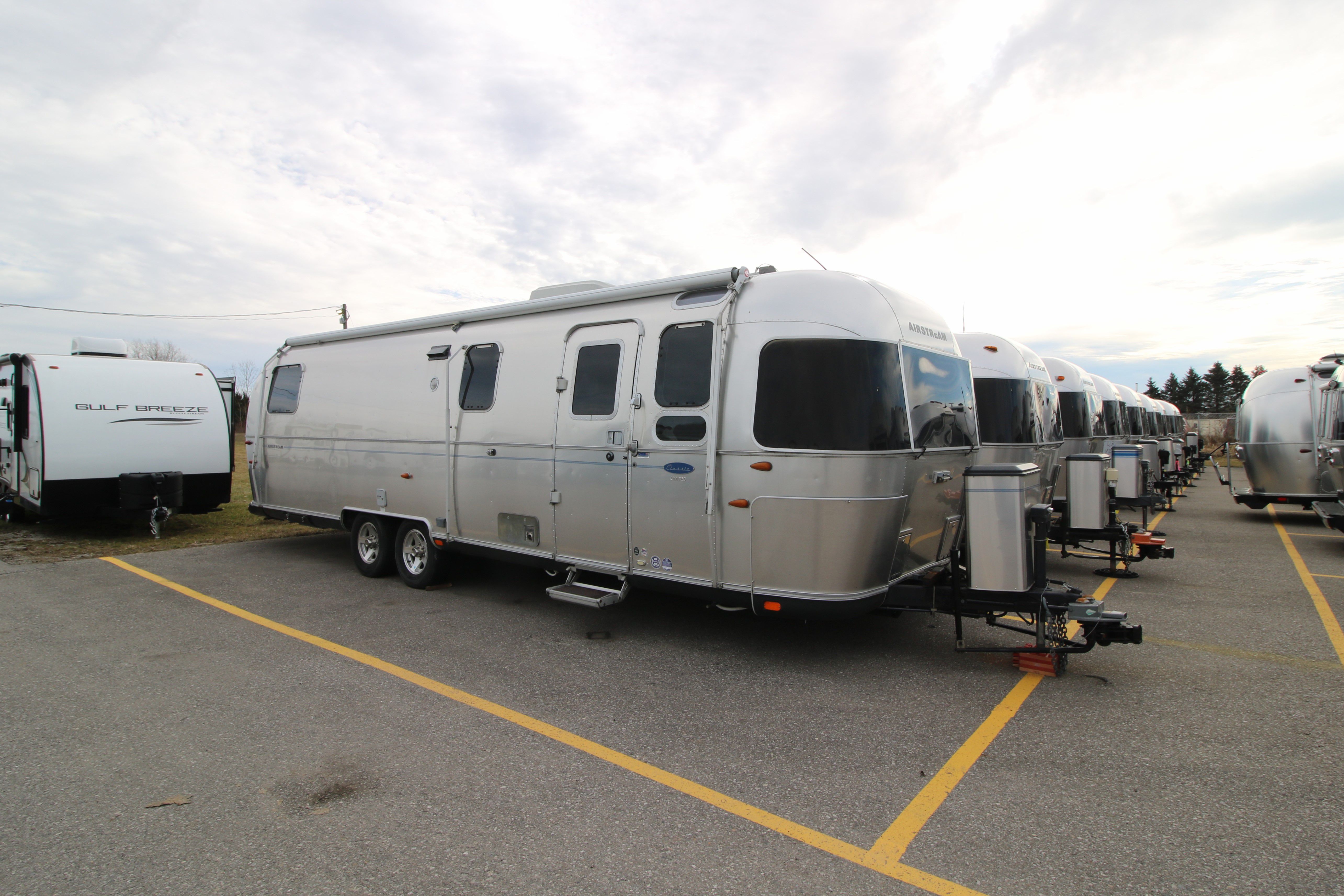 2009 Airstream classic 31d