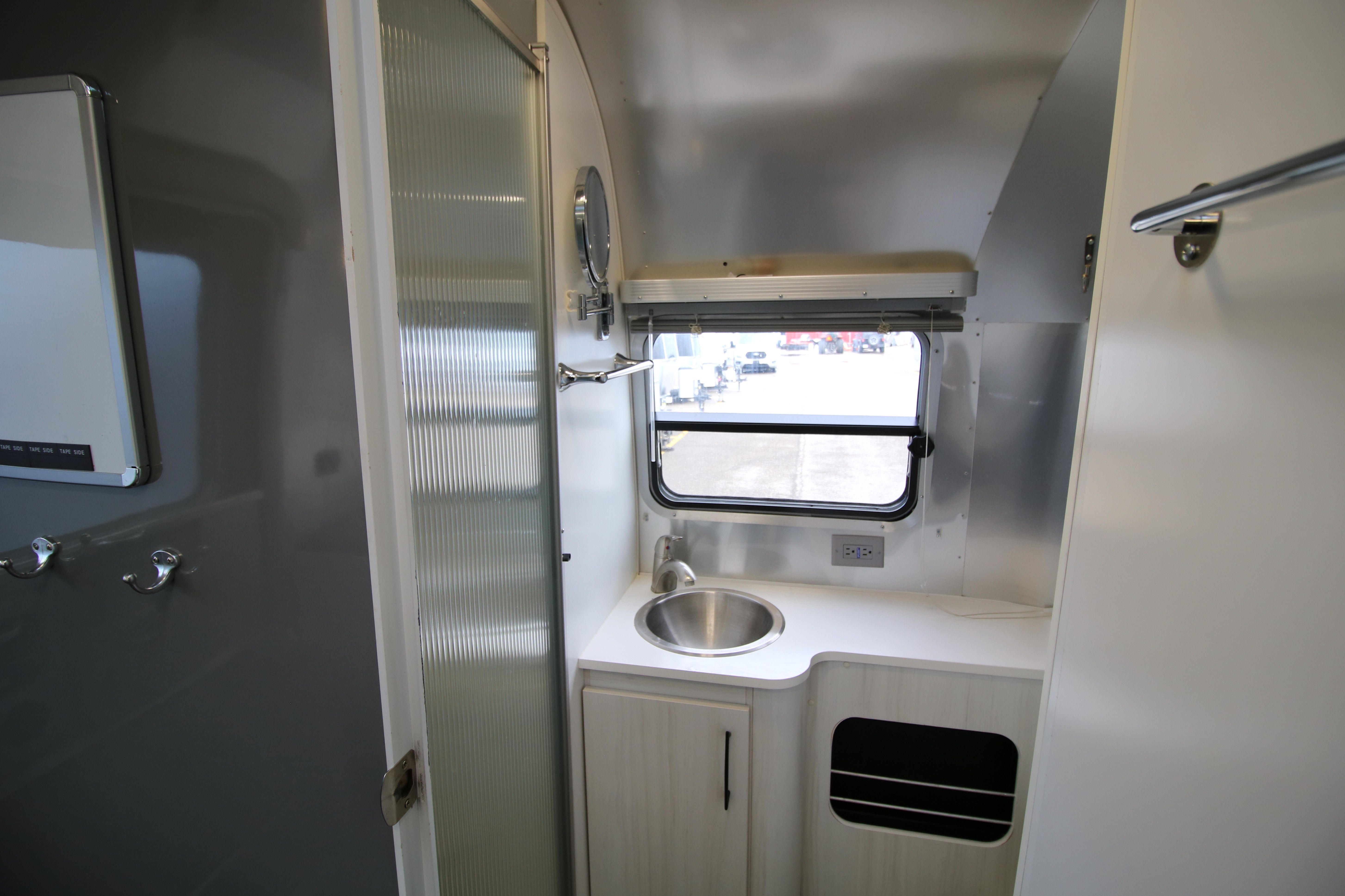 2017 Airstream sport 22fb