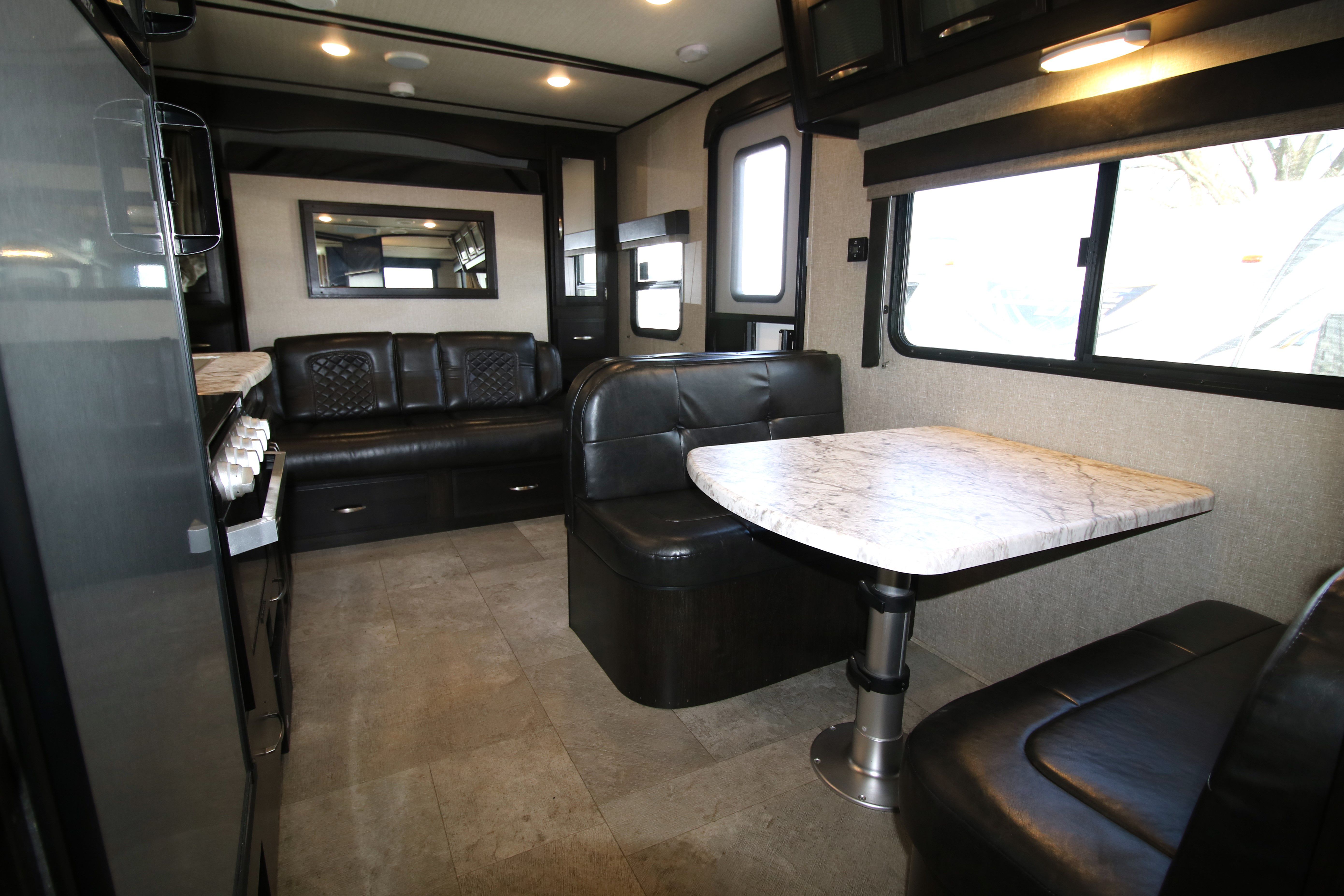 2019 Grand Design RV imagine 21bhe