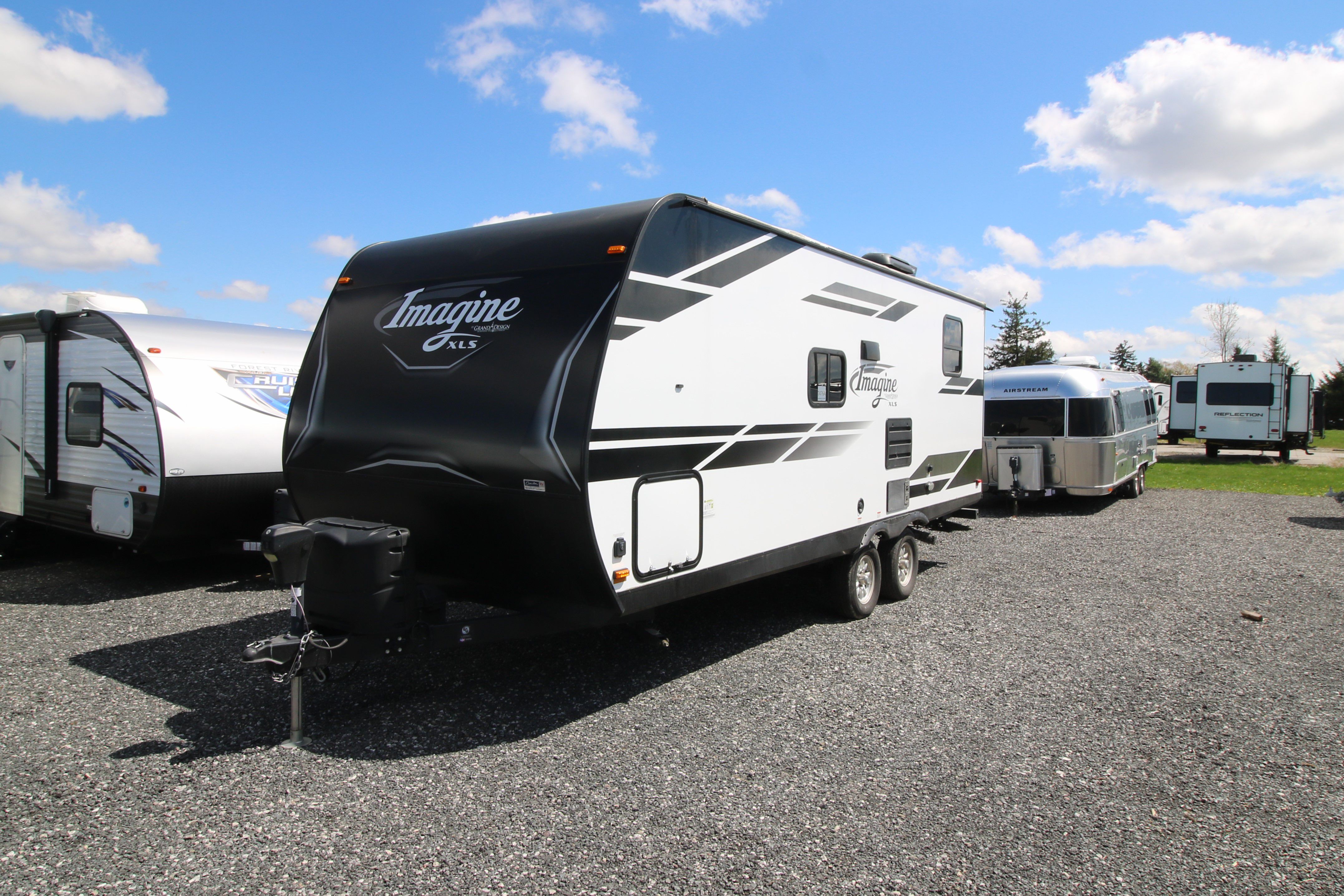 2019 Grand Design RV imagine 21bhe