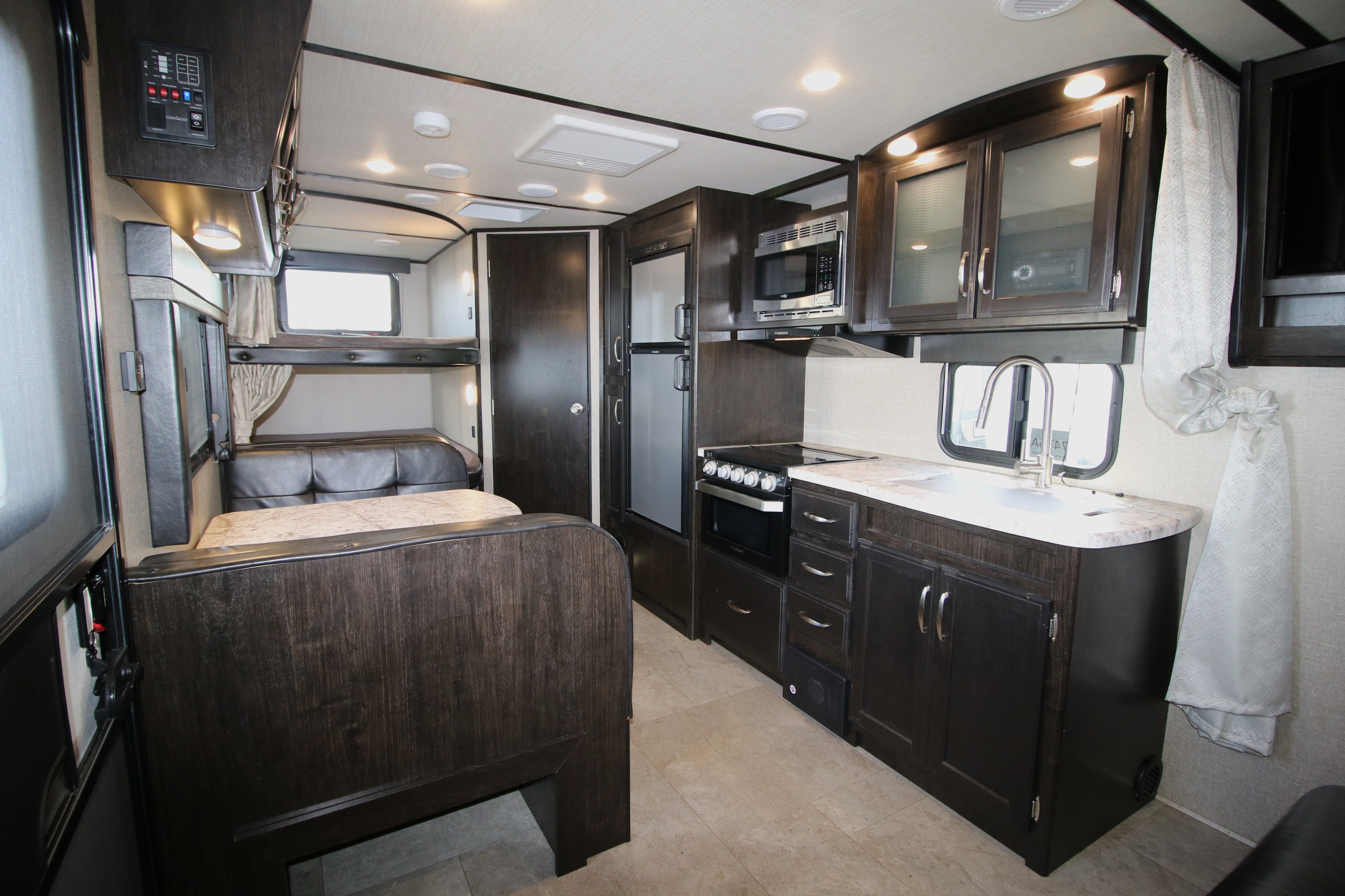 2019 Grand Design RV imagine 21bhe