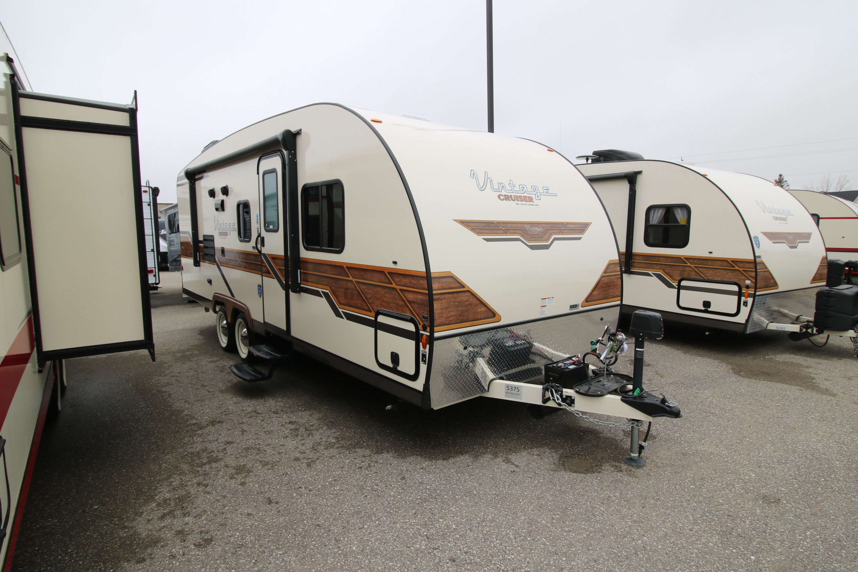 Vintage Cruiser Travel Trailers Airstreams Campers London