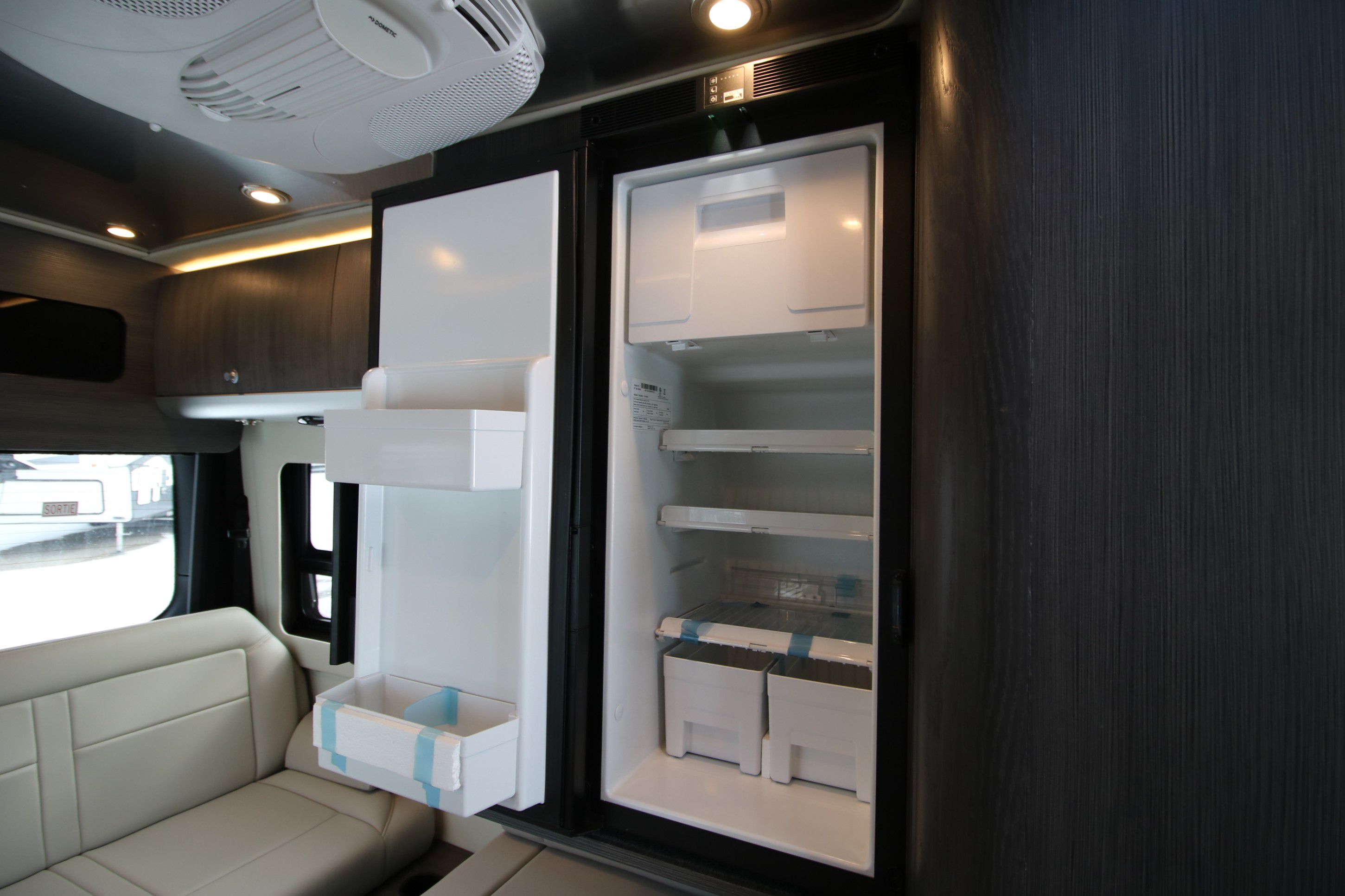 NEW 2021 AIRSTREAM AIRSTREAM INTERSTATE 19 MOTORHOME London