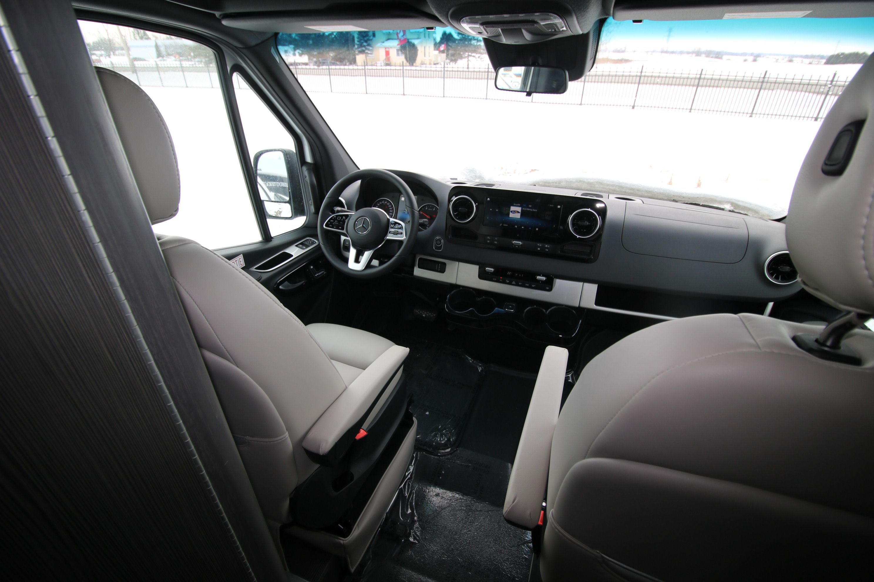 NEW 2021 AIRSTREAM AIRSTREAM INTERSTATE 19 MOTORHOME London