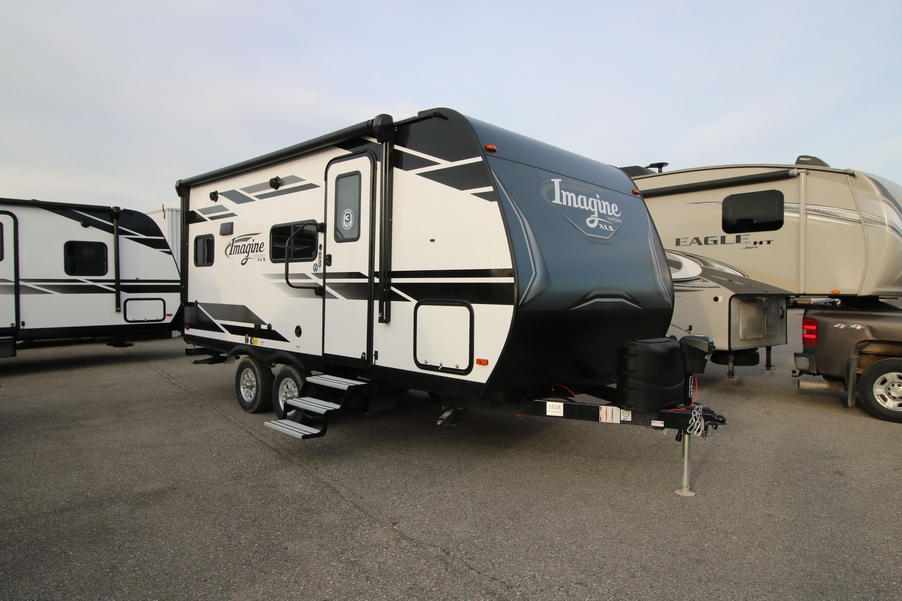 travel trailer search by features