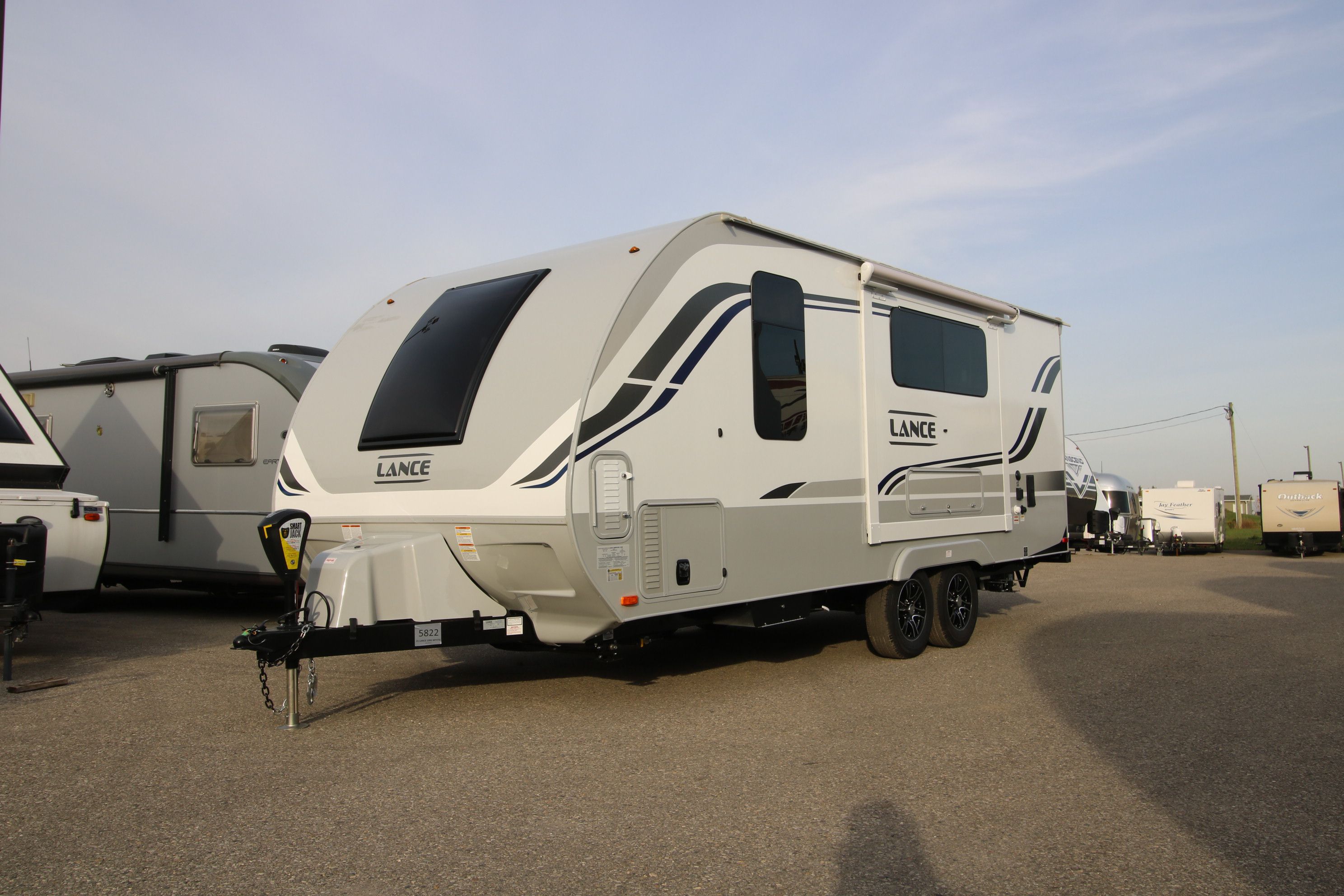 2014 lance travel trailer 1995