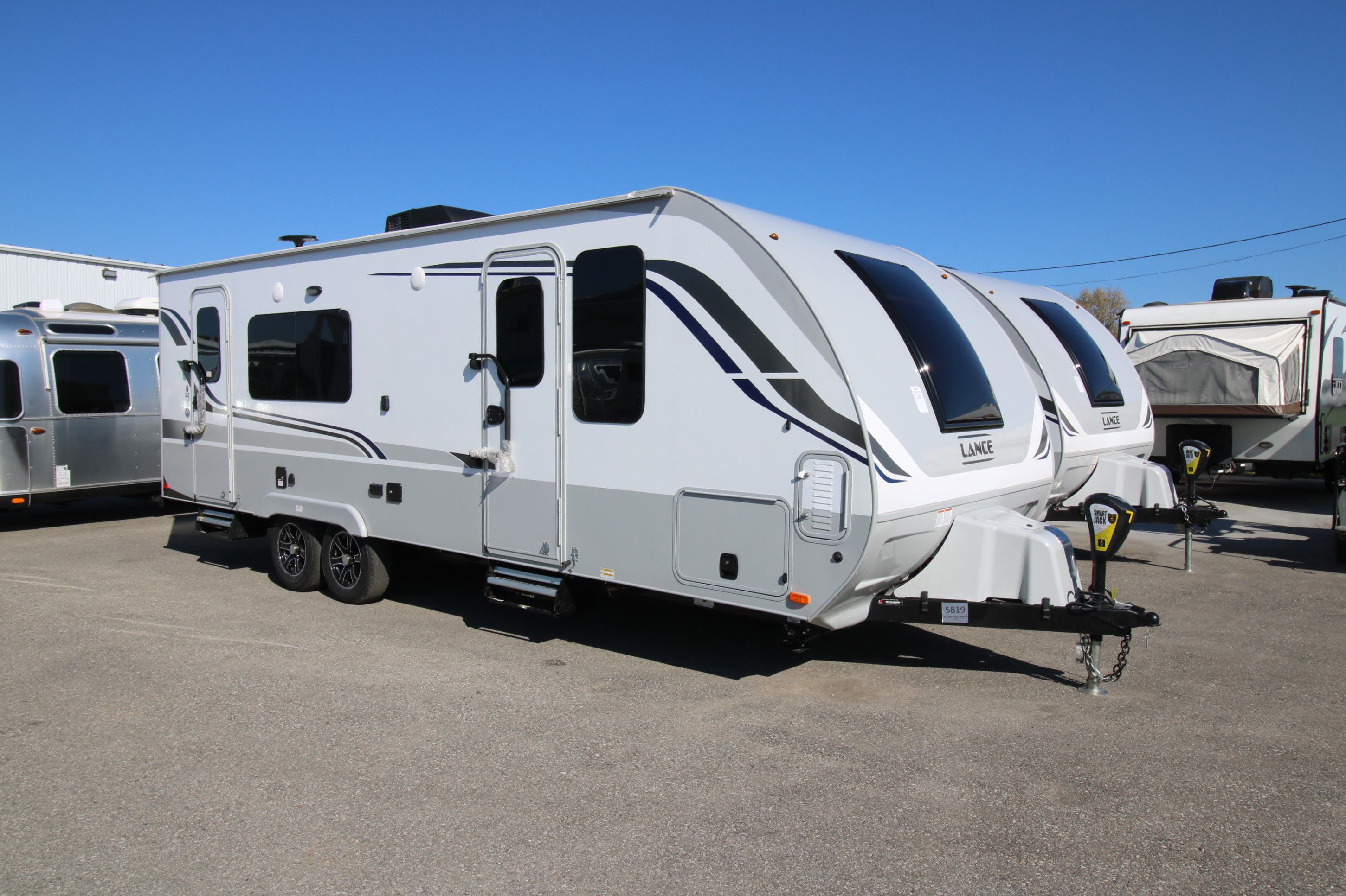 lance travel trailer satellite