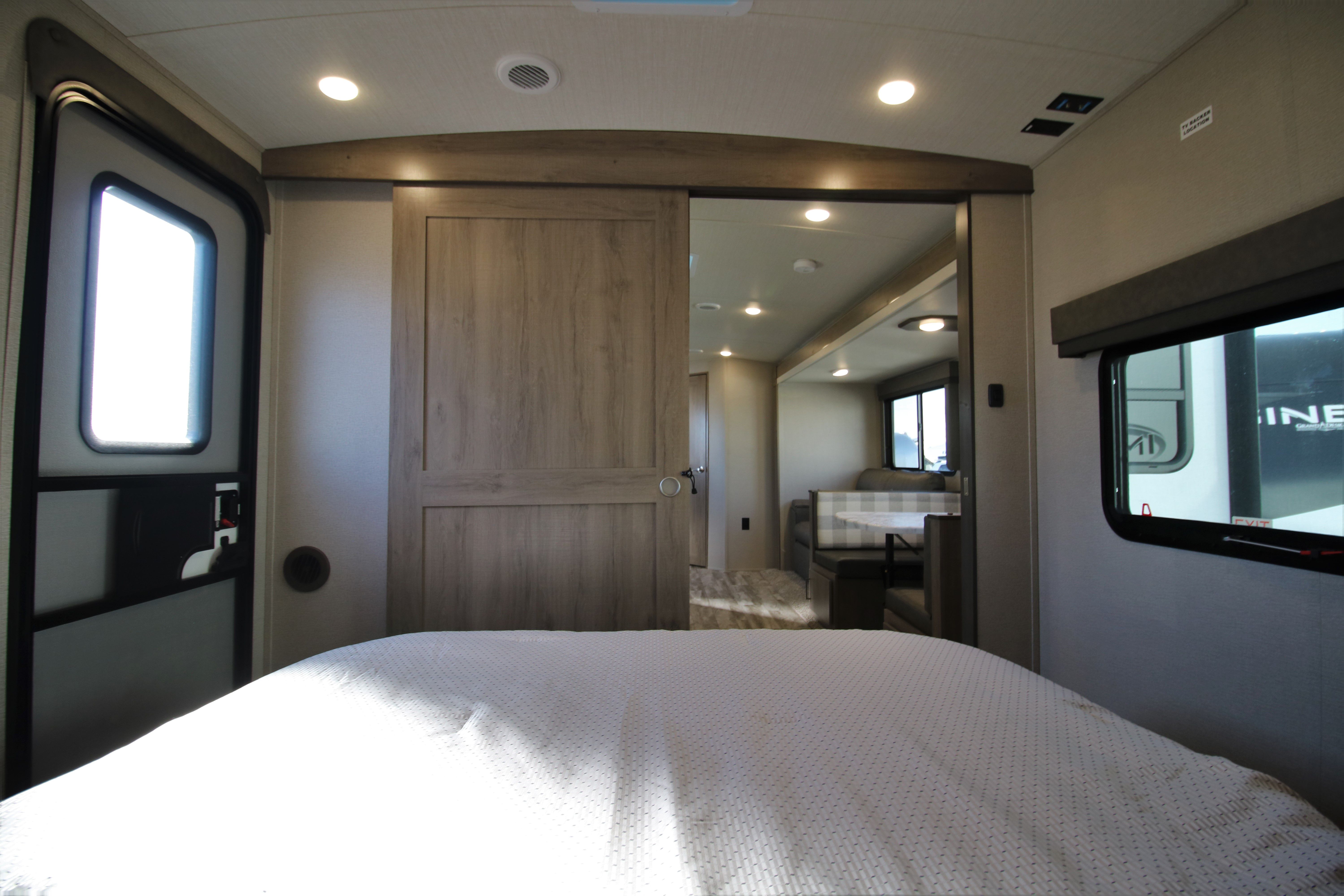 2023 Grand Design RV imagine 2800bh