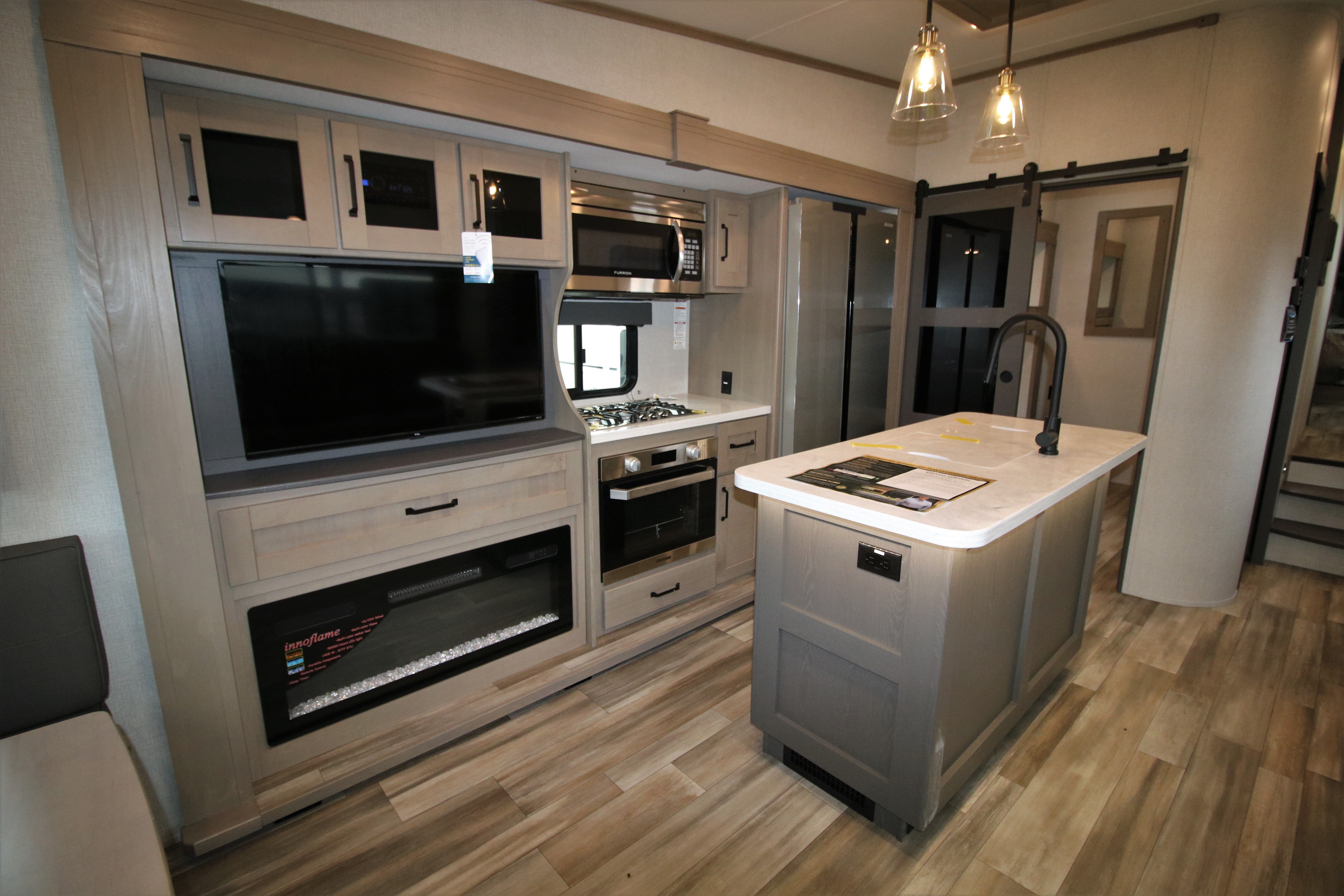 2023 Grand Design RV reflection 324mbs