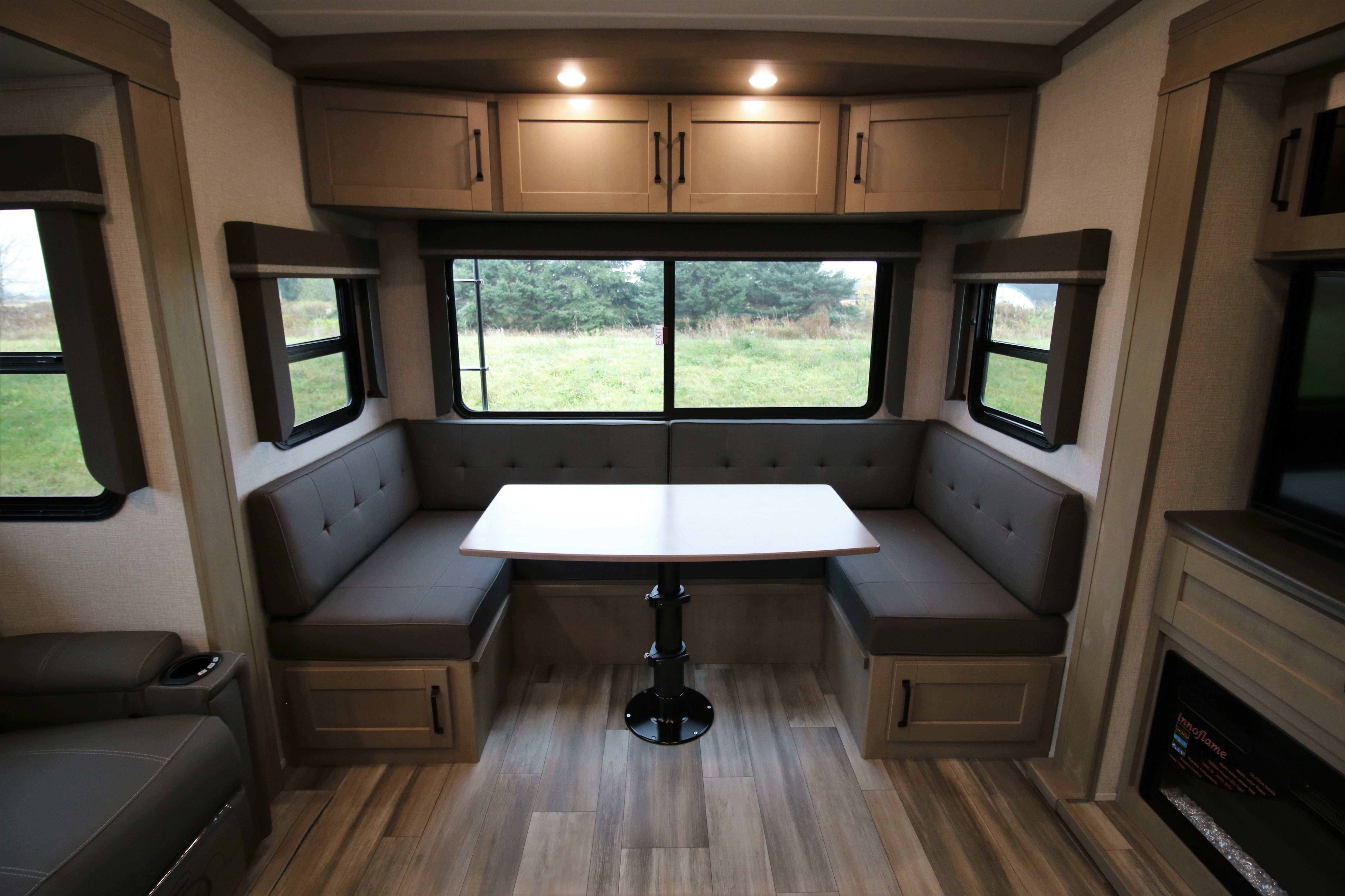 2023 Grand Design RV reflection 324mbs