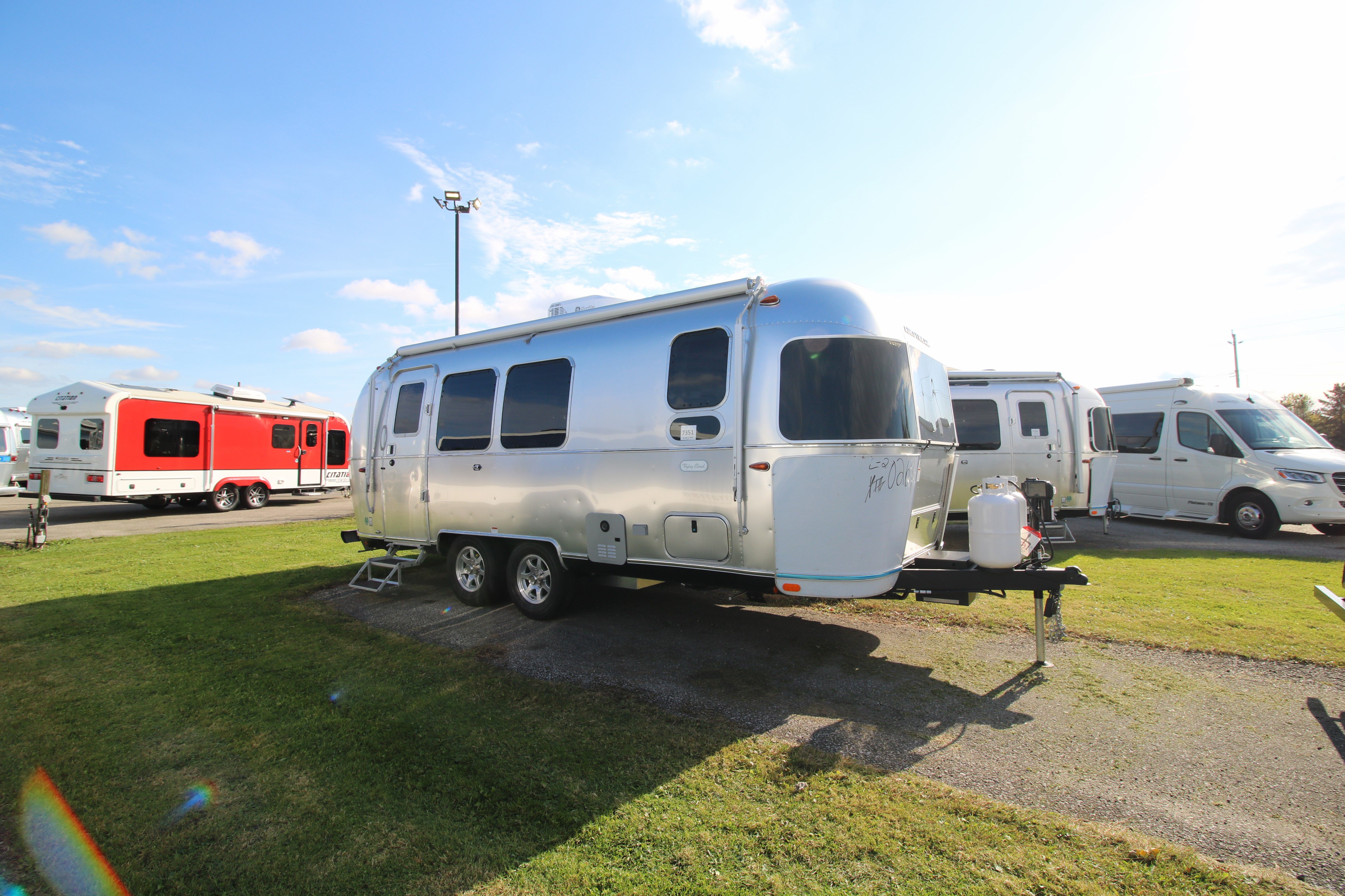 2024 Airstream flying cloud 23fb