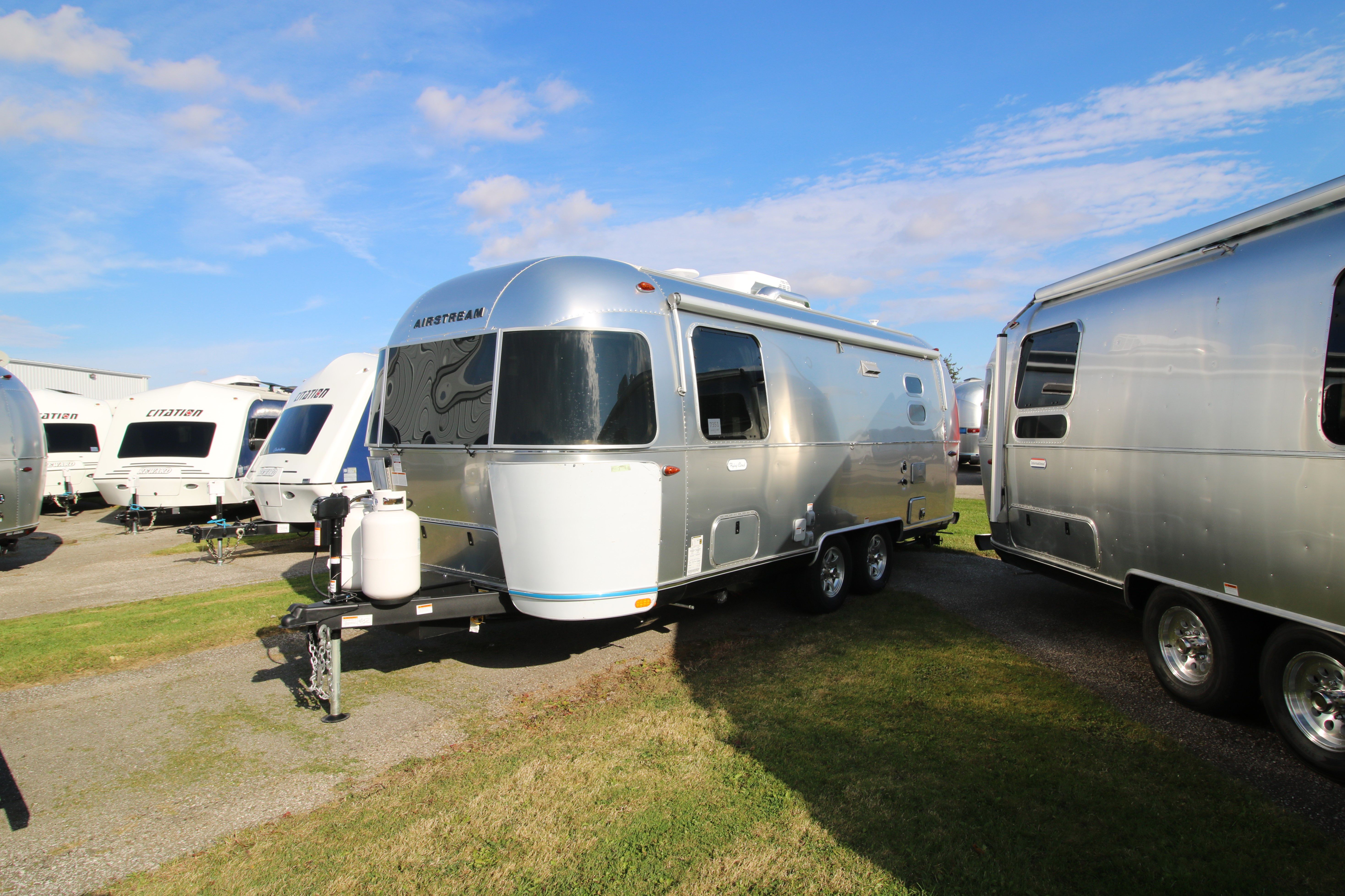 2024 Airstream flying cloud 23fb