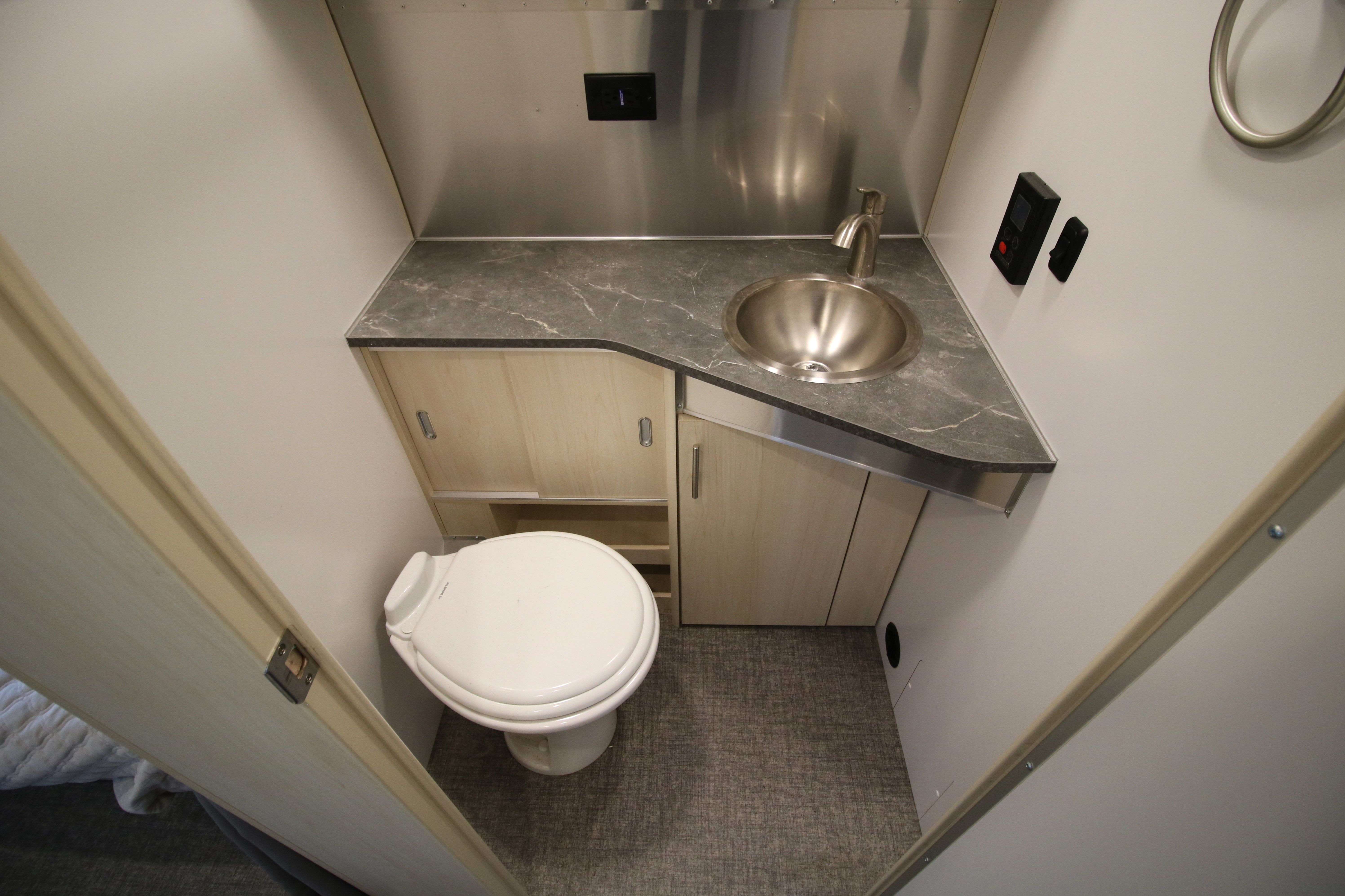 Used RV Travel Trailers for Sale in Ontario RVHotline Canada RV Trader