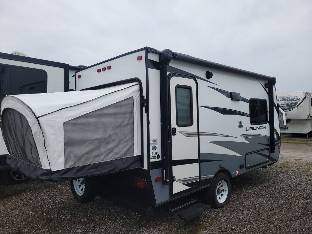 2018 Starcraft RV launch 16rb