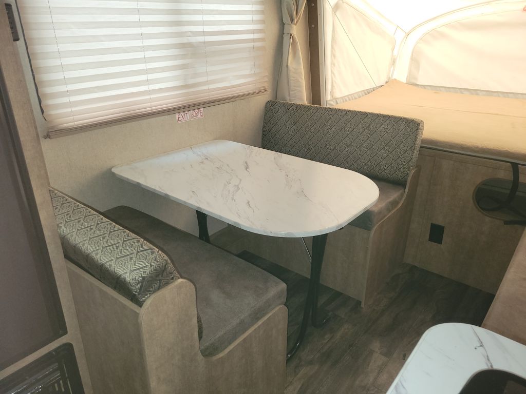 2018 Starcraft RV launch 16rb