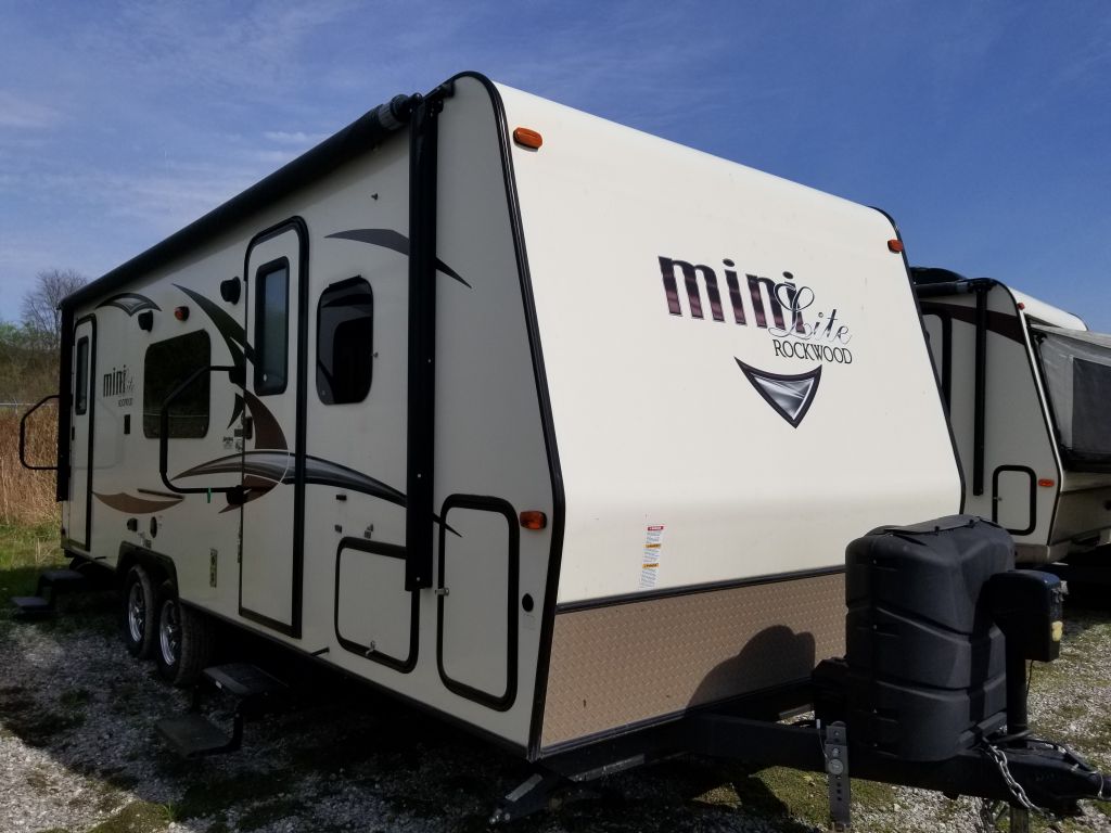 2017 Mini-Lite 2503S