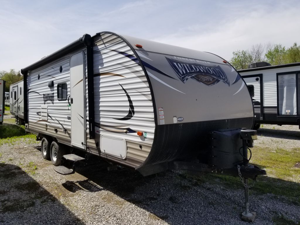 2017 FOREST RIVER Wildwood X-Lite 230BHLE