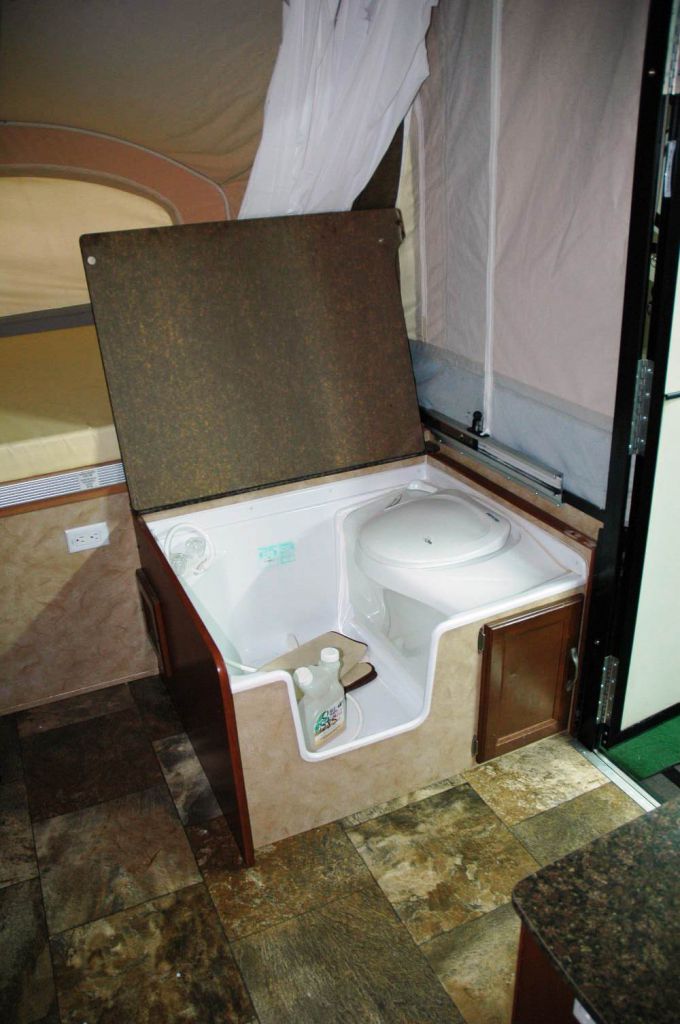 2015 COACHMEN Clipper 1285SST 4 SEASON RENTAL - Under the Stars RV