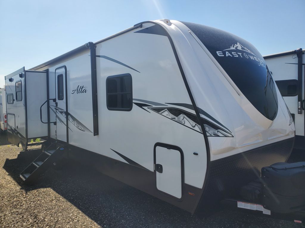 2022 EAST TO WEST ALTA 2810KIK