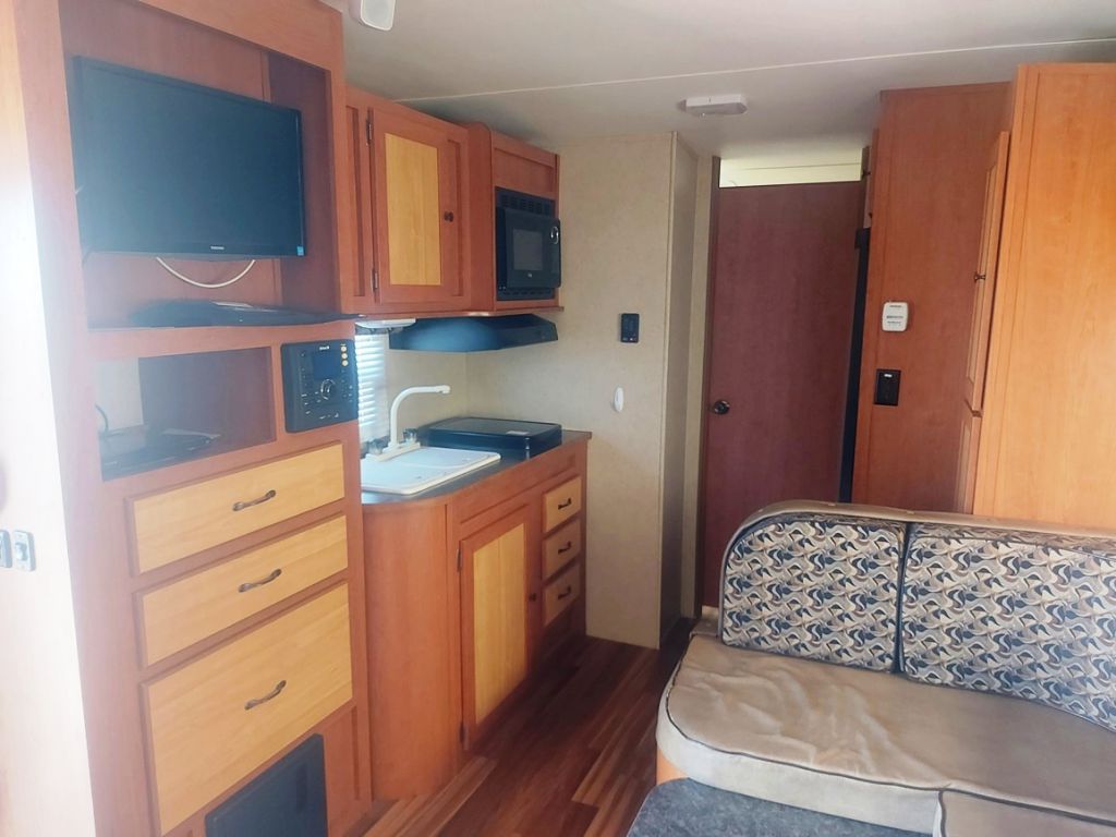 2014 Cruiser RV 23dbs