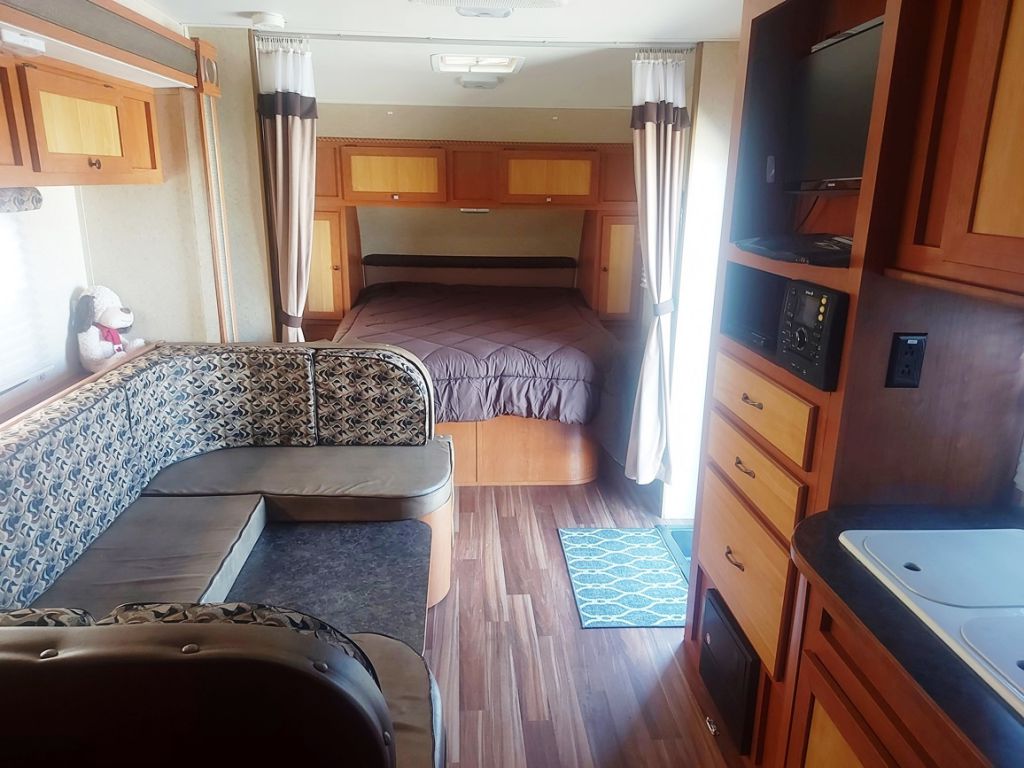 2014 Cruiser RV 23dbs