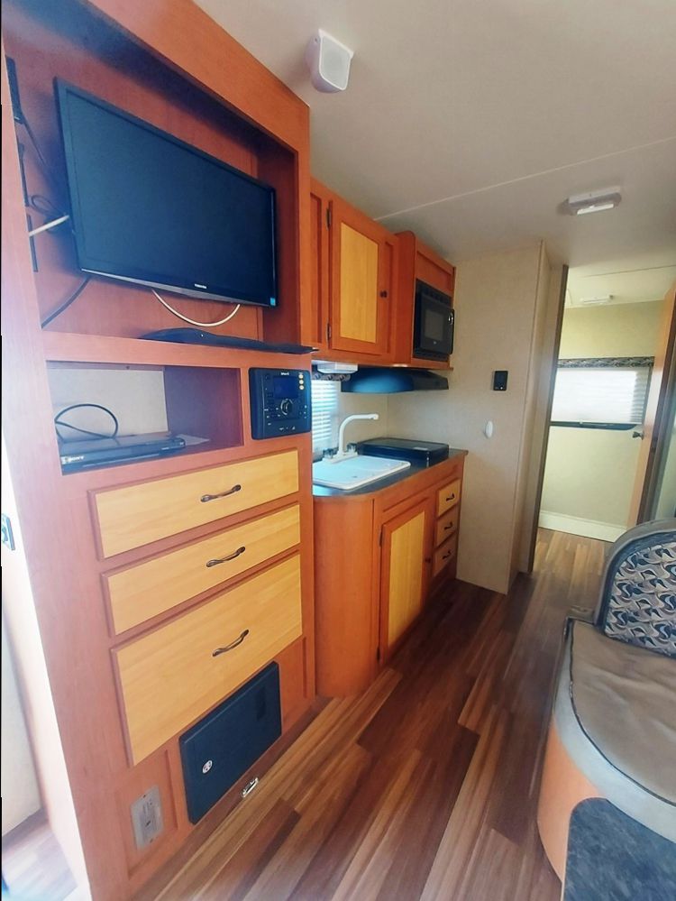 2014 Cruiser RV 23dbs