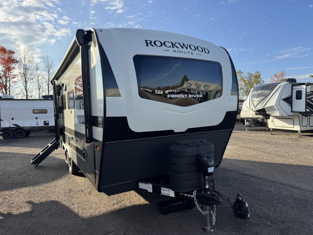 2026 ROCKWOOD MINI LITE 2205S