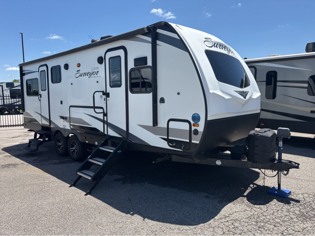 2020 SURVEYOR LUXURY 250FKS