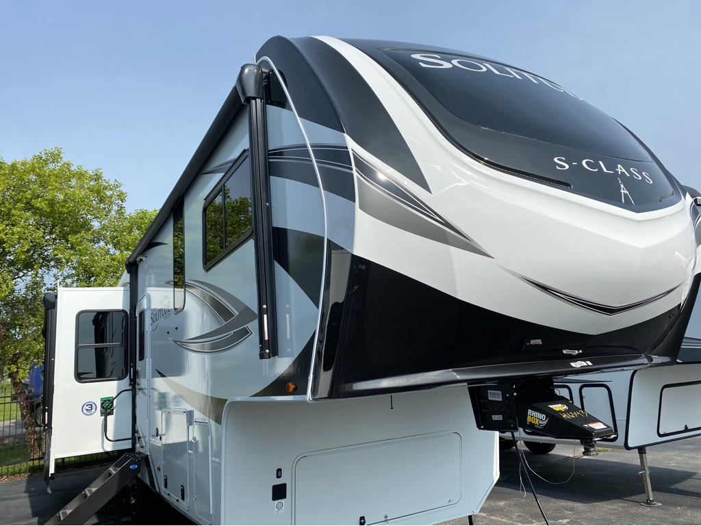 Solitude Fifth Wheels Bill Thomas Camper Sales Missouri
