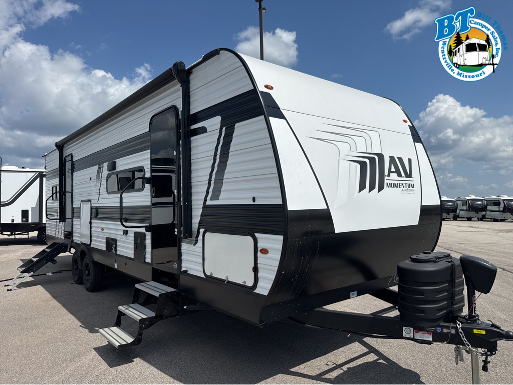2027 MOMENTUM 28MAV