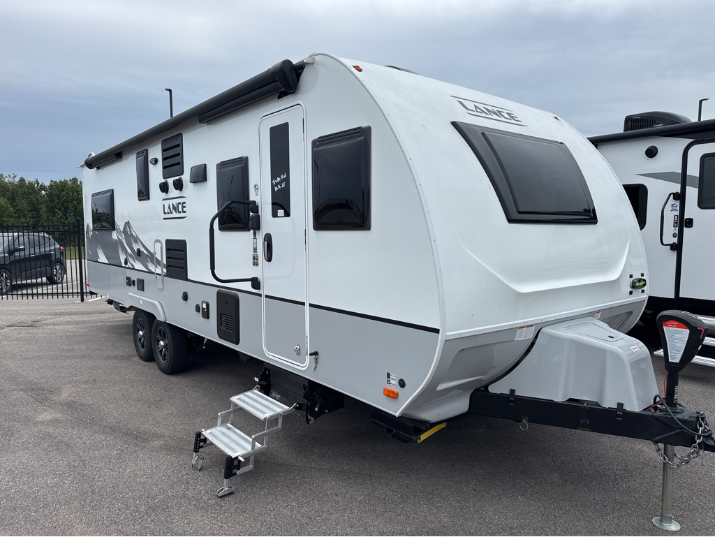 2025 LANCE TRAVEL TRAILERS 2465