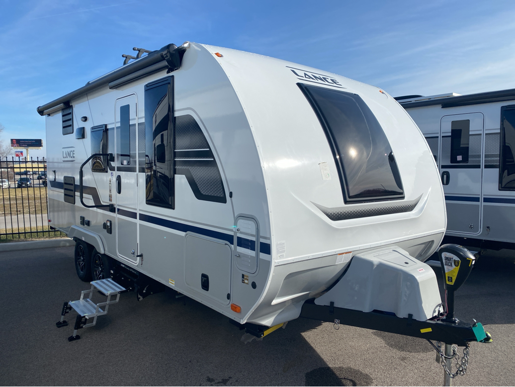 2016 Airstream Flying Cloud 25rb QUEEN Bill Thomas Camper Sales