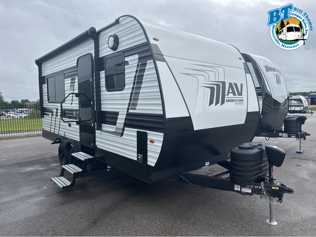 2027 MOMENTUM 17MAV