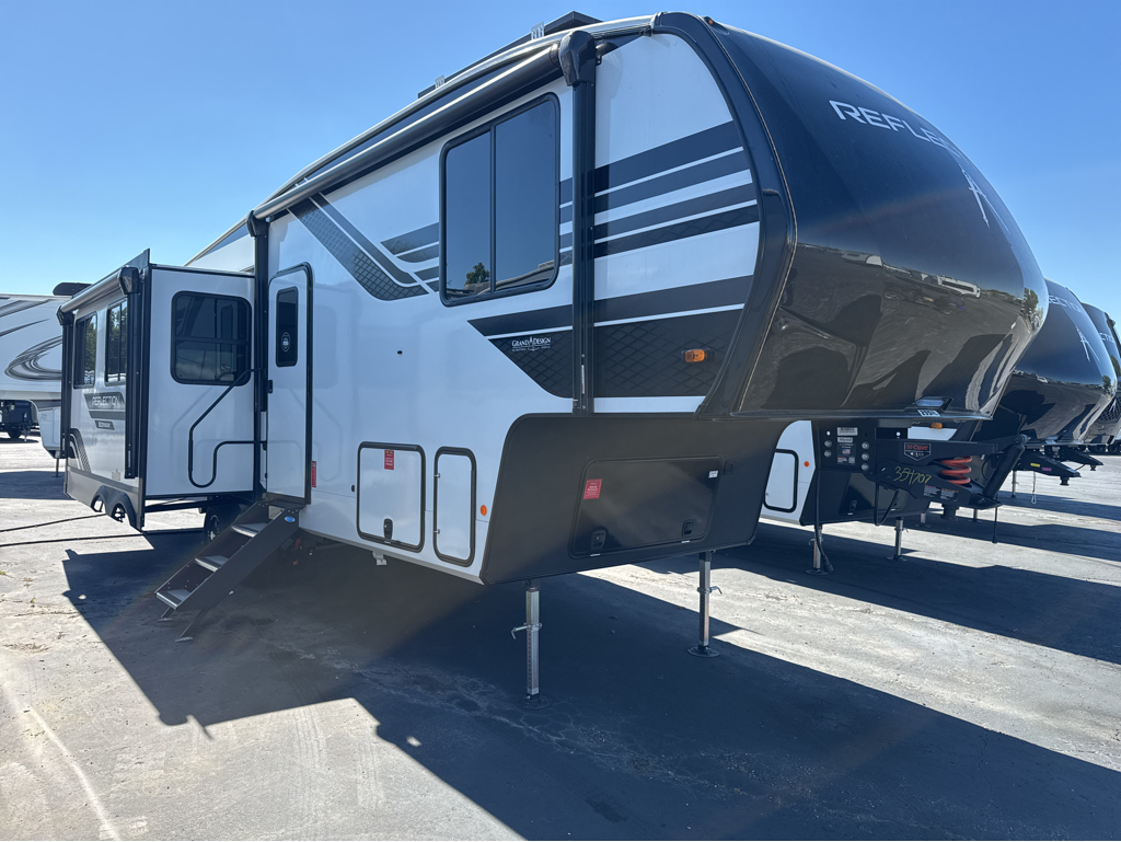 2026 REFLECTION 150 SERIES 295RL